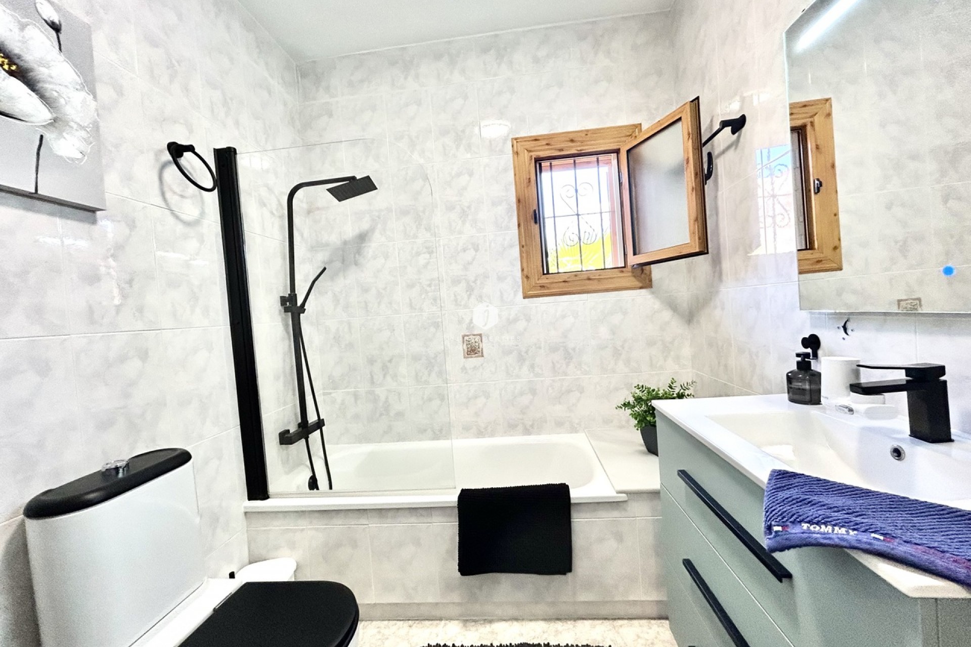 Segunda mano - Chalet -
Playa Flamenca - Costa Blanca