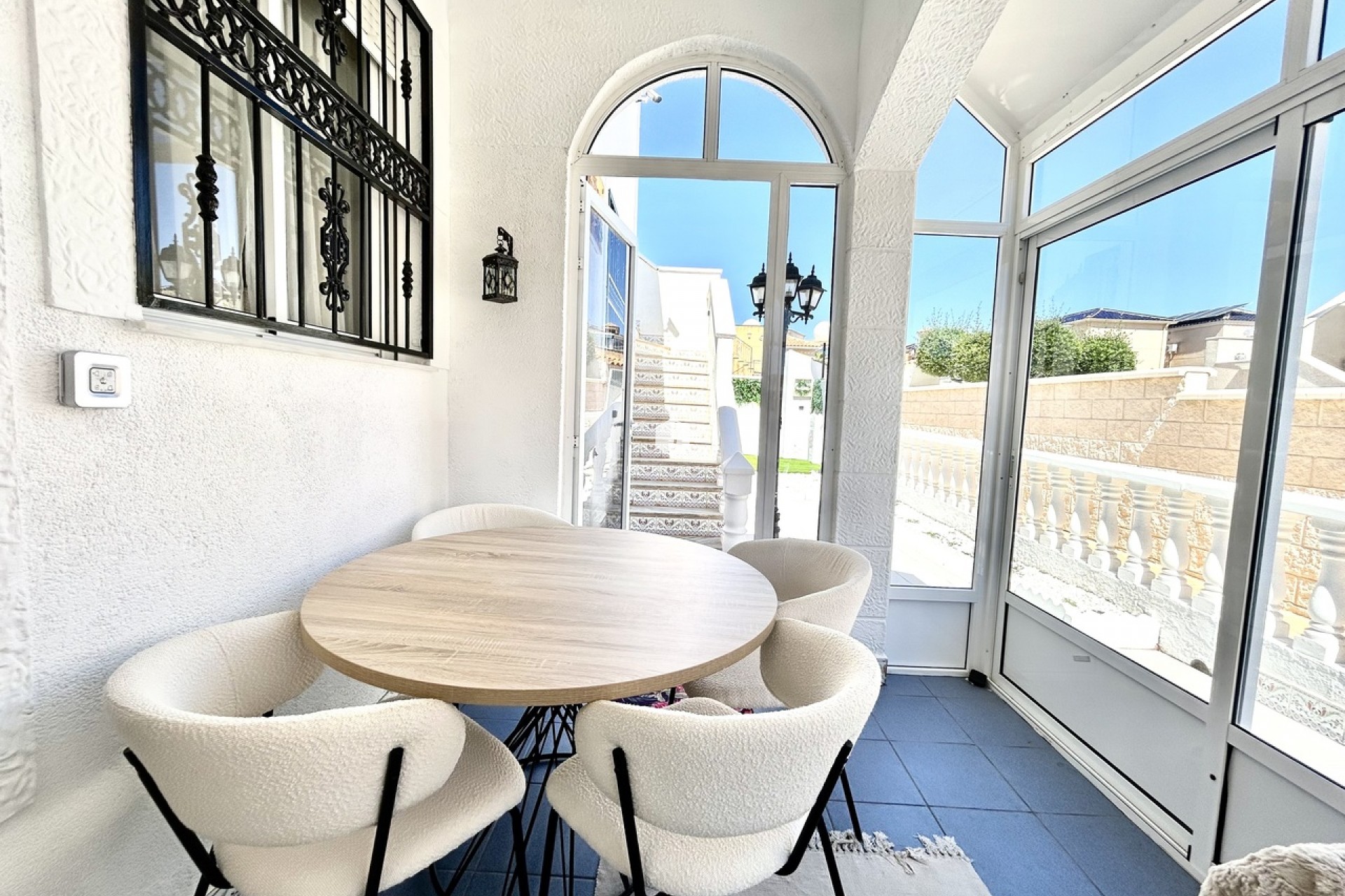 Segunda mano - Chalet -
Punta Prima - Costa Blanca