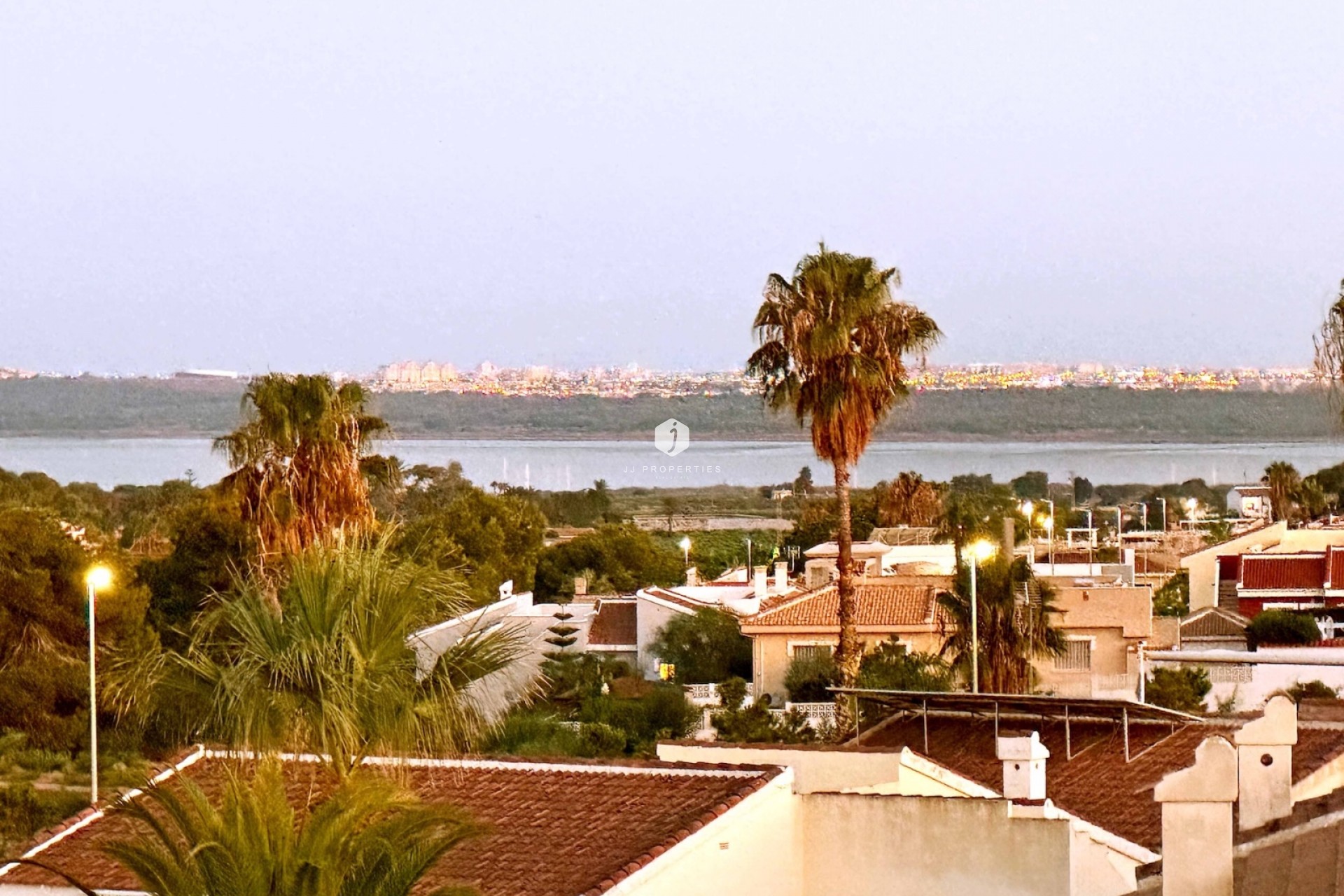 Segunda mano - Chalet -
Rojales - Inland