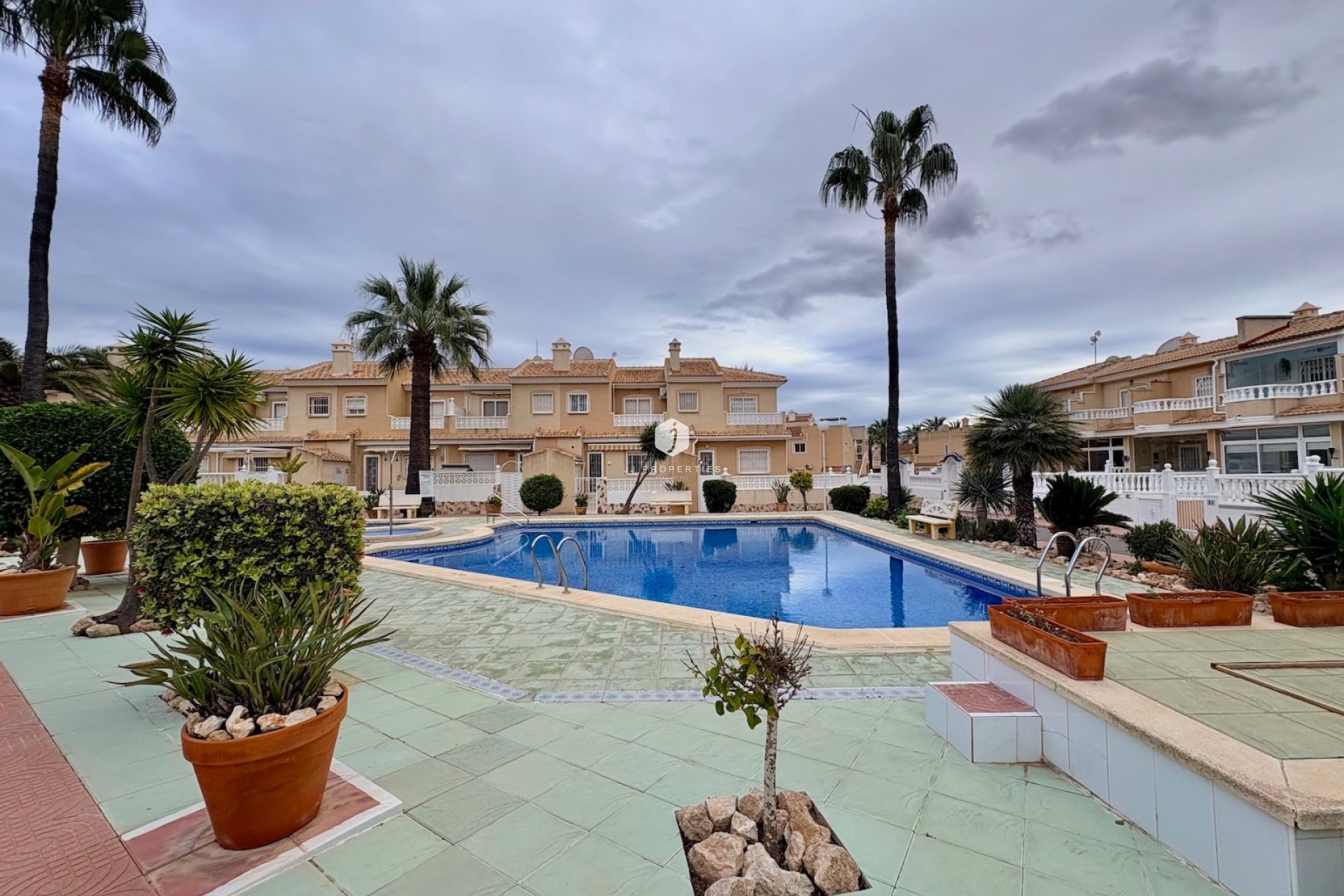 Segunda mano - Chalet -
Rojales - Inland