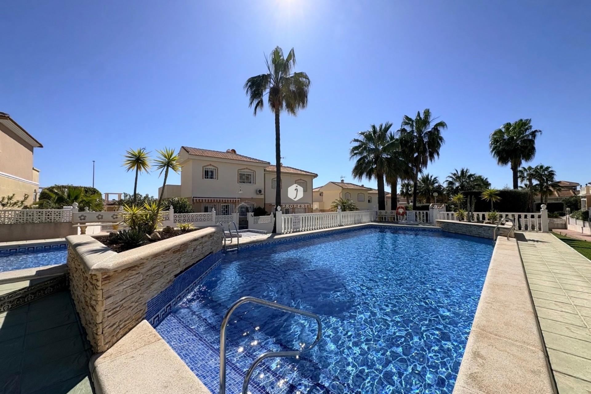 Segunda mano - Chalet -
Rojales - Inland