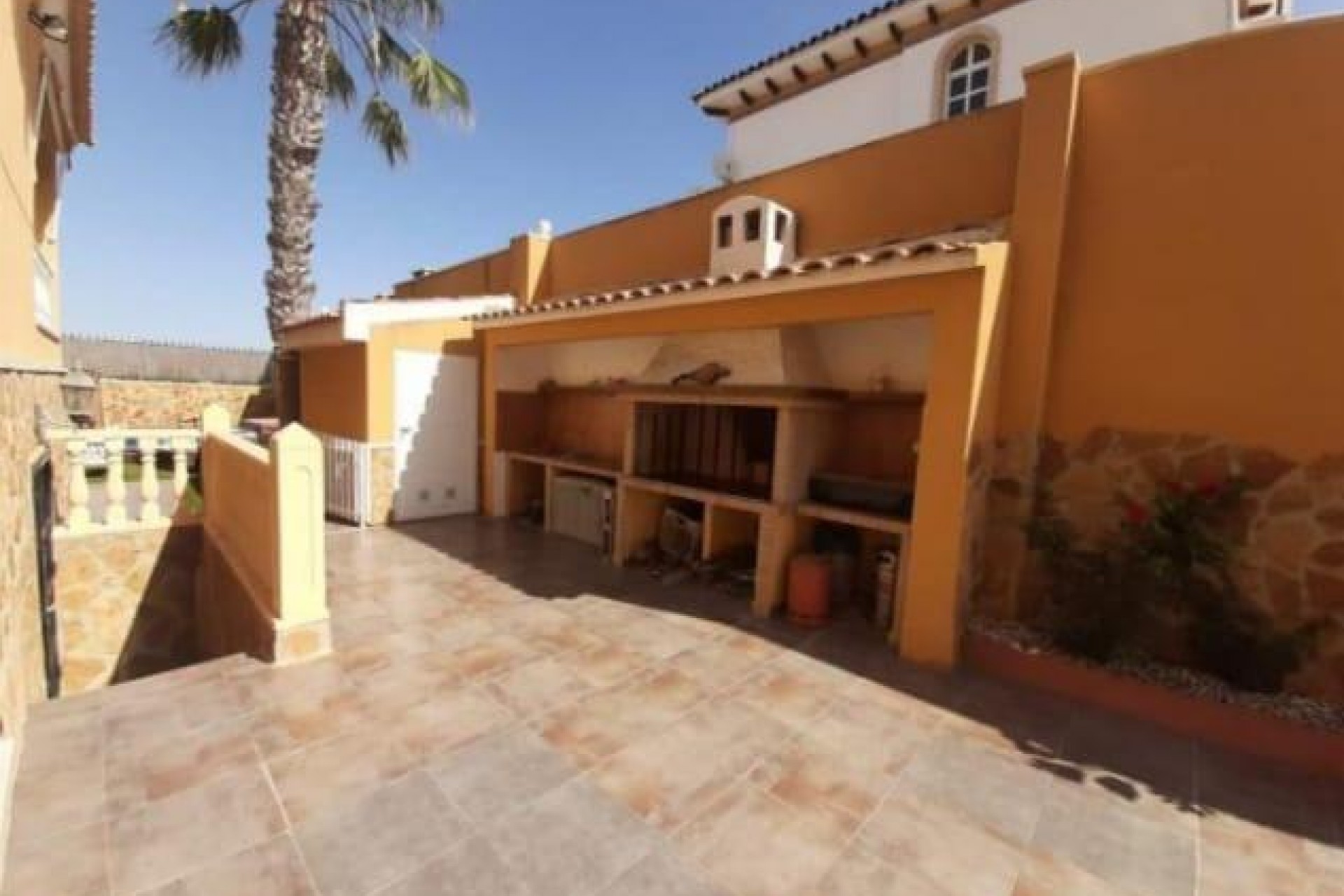 Segunda mano - Chalet -
Torrevieja - aguas nuevas