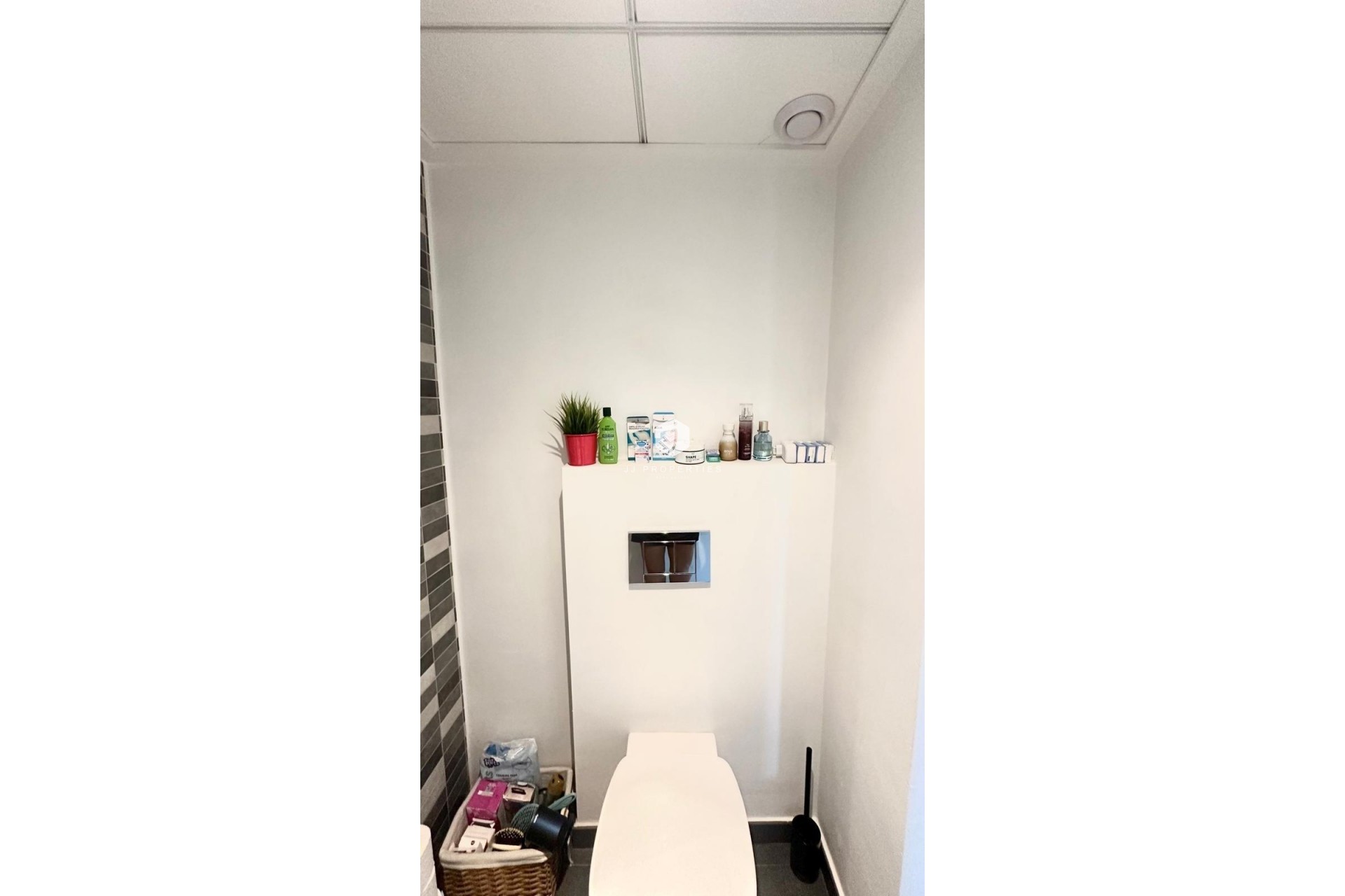 Segunda mano - Chalet -
Torrevieja - aguas nuevas