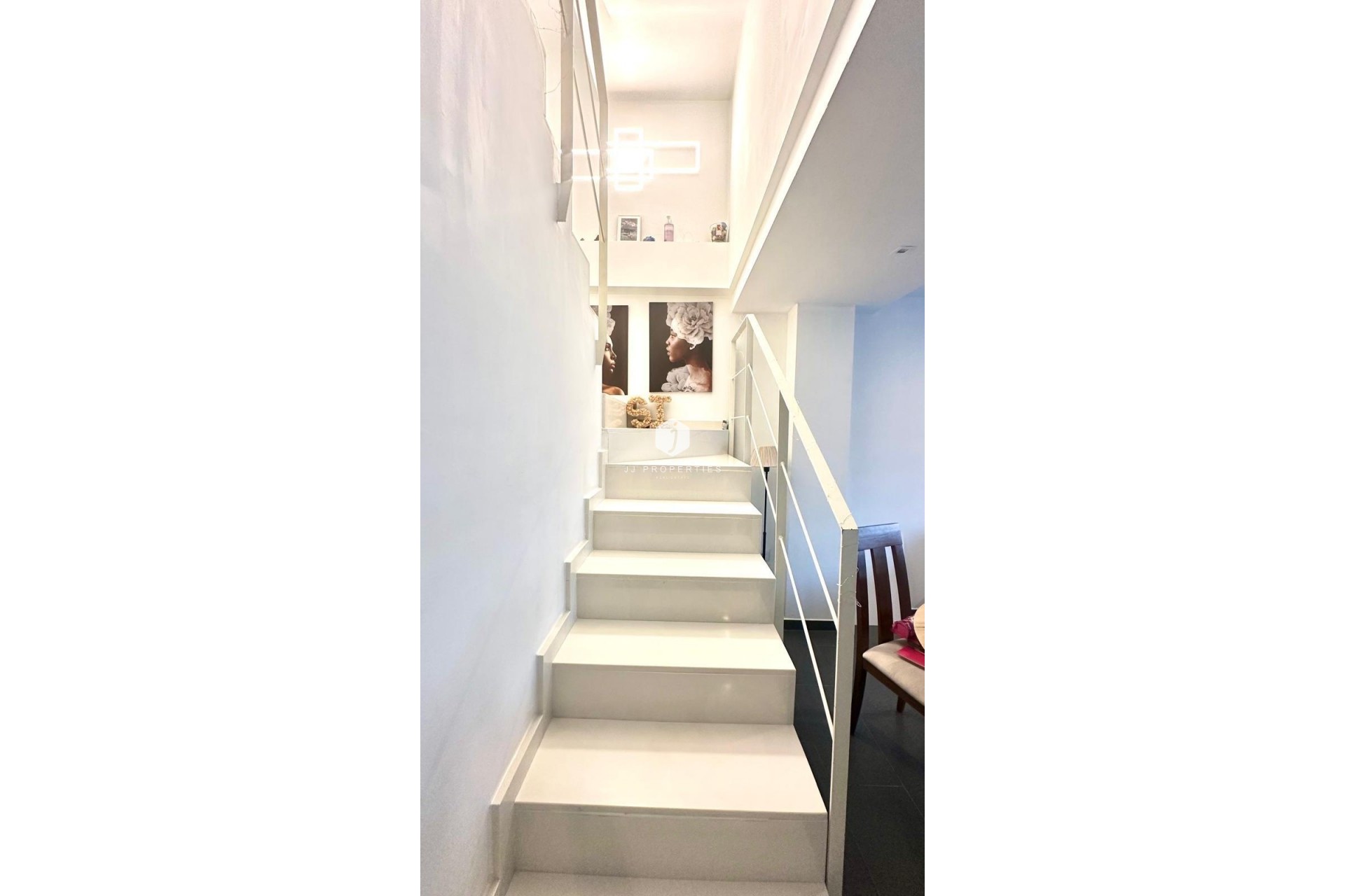 Segunda mano - Chalet -
Torrevieja - aguas nuevas