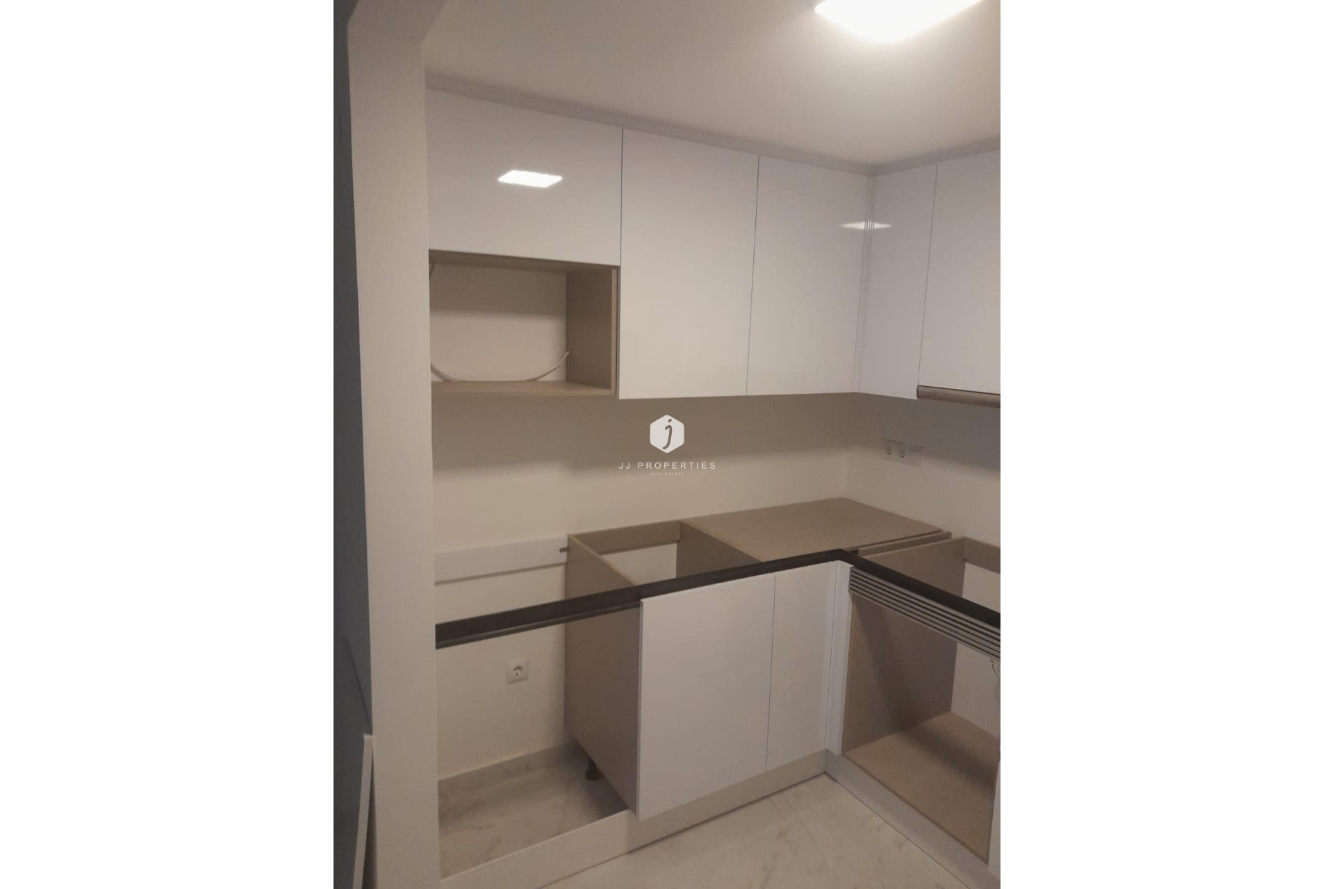 Segunda mano - Chalet -
Torrevieja - aguas nuevas