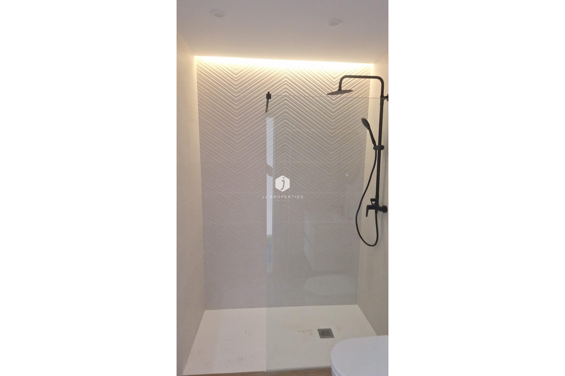 Segunda mano - Chalet -
Torrevieja - aguas nuevas