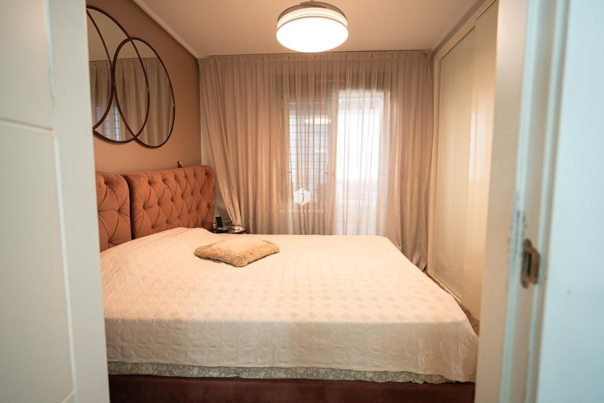 Segunda mano - Chalet -
Torrevieja - aguas nuevas