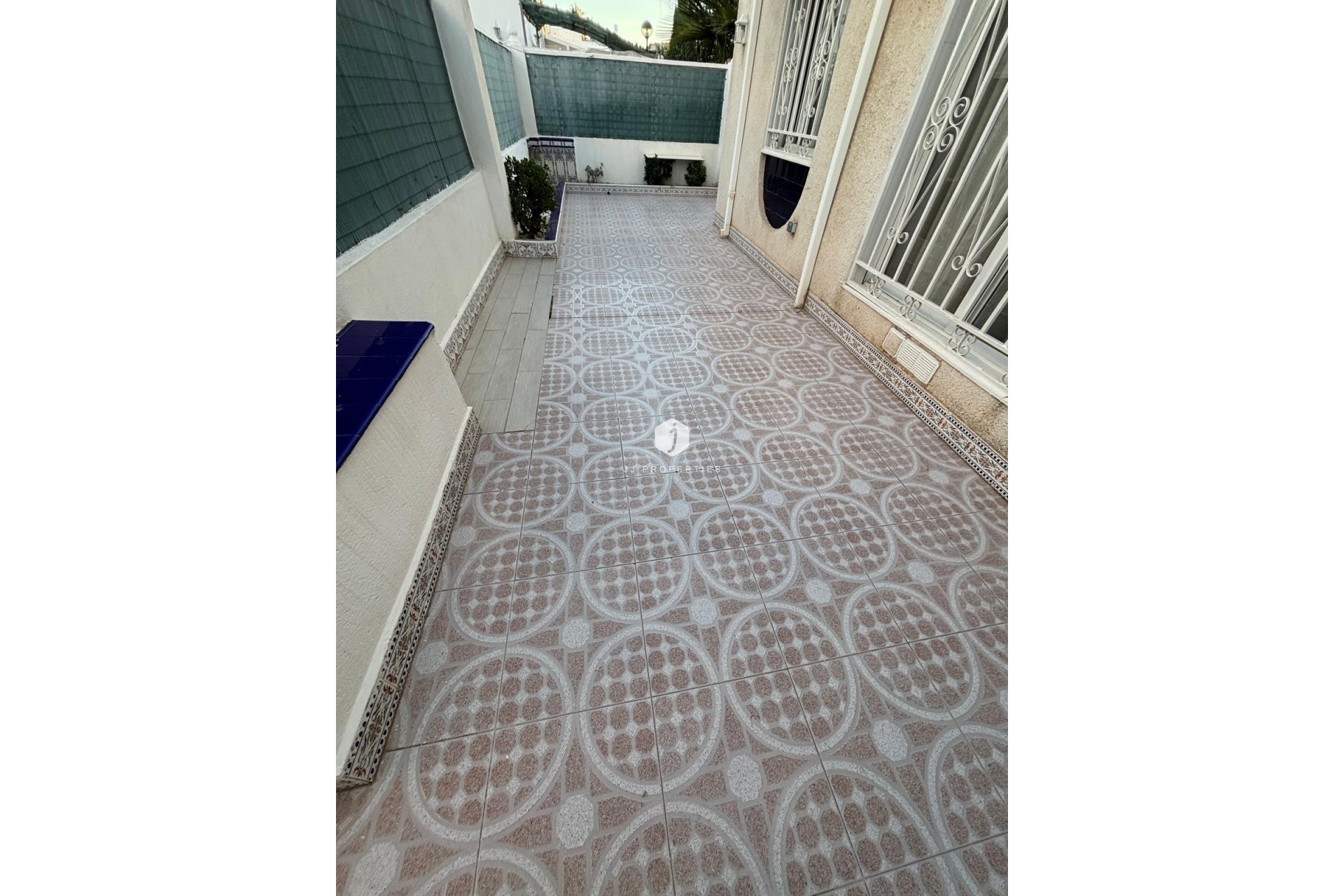 Segunda mano - Chalet -
Torrevieja - Carrefour