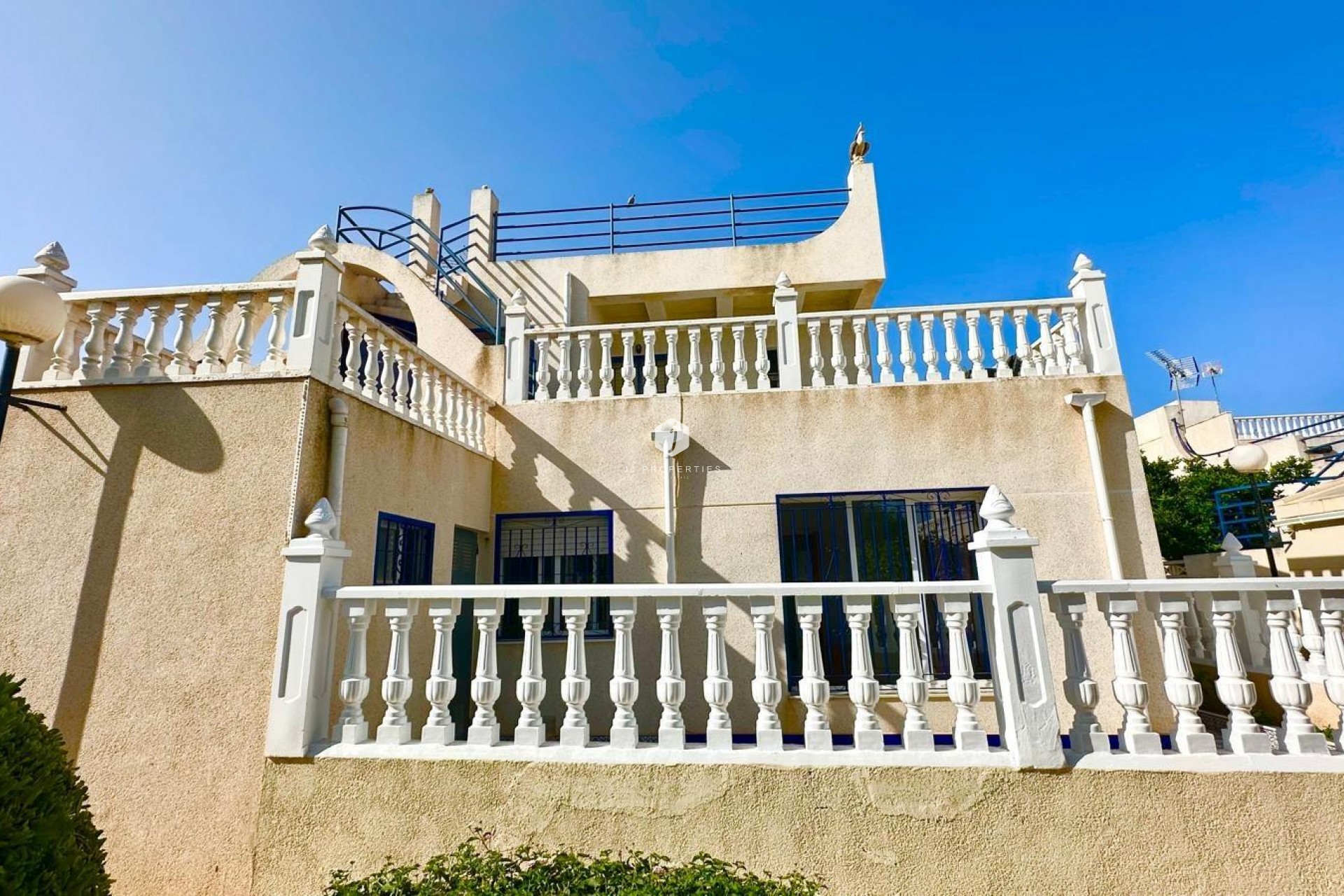 Segunda mano - Chalet -
Torrevieja - Carrefour