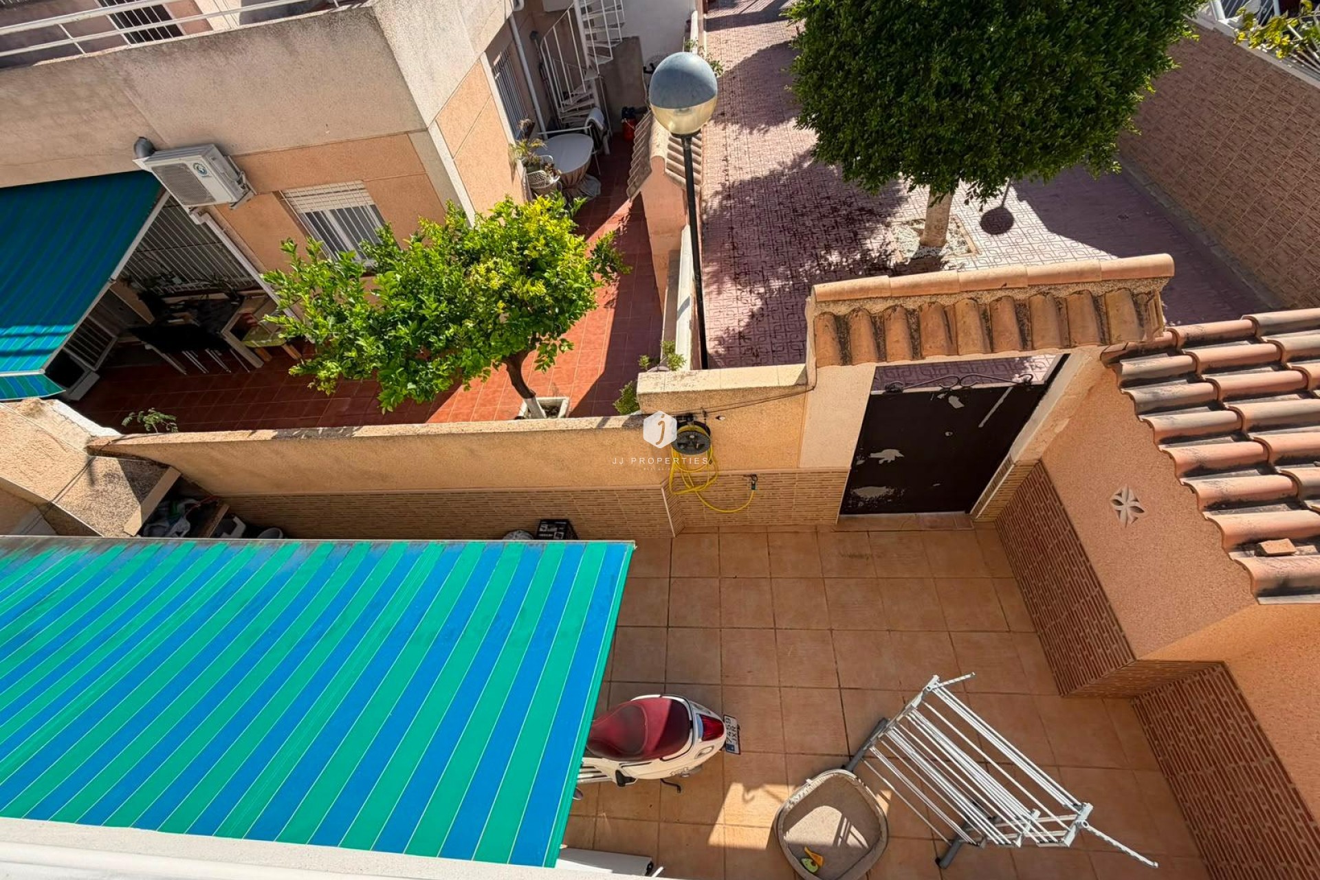 Segunda mano - Chalet -
Torrevieja - Carrefour