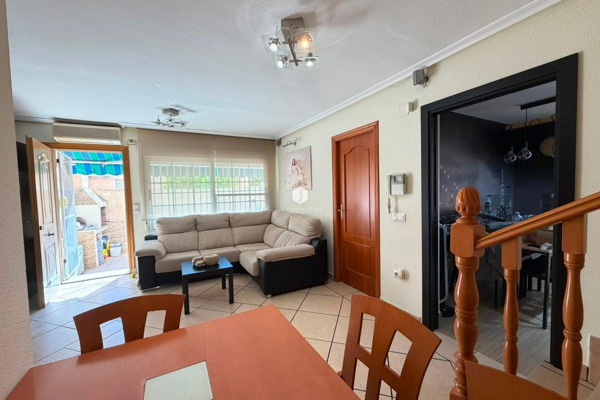 Segunda mano - Chalet -
Torrevieja - Carrefour