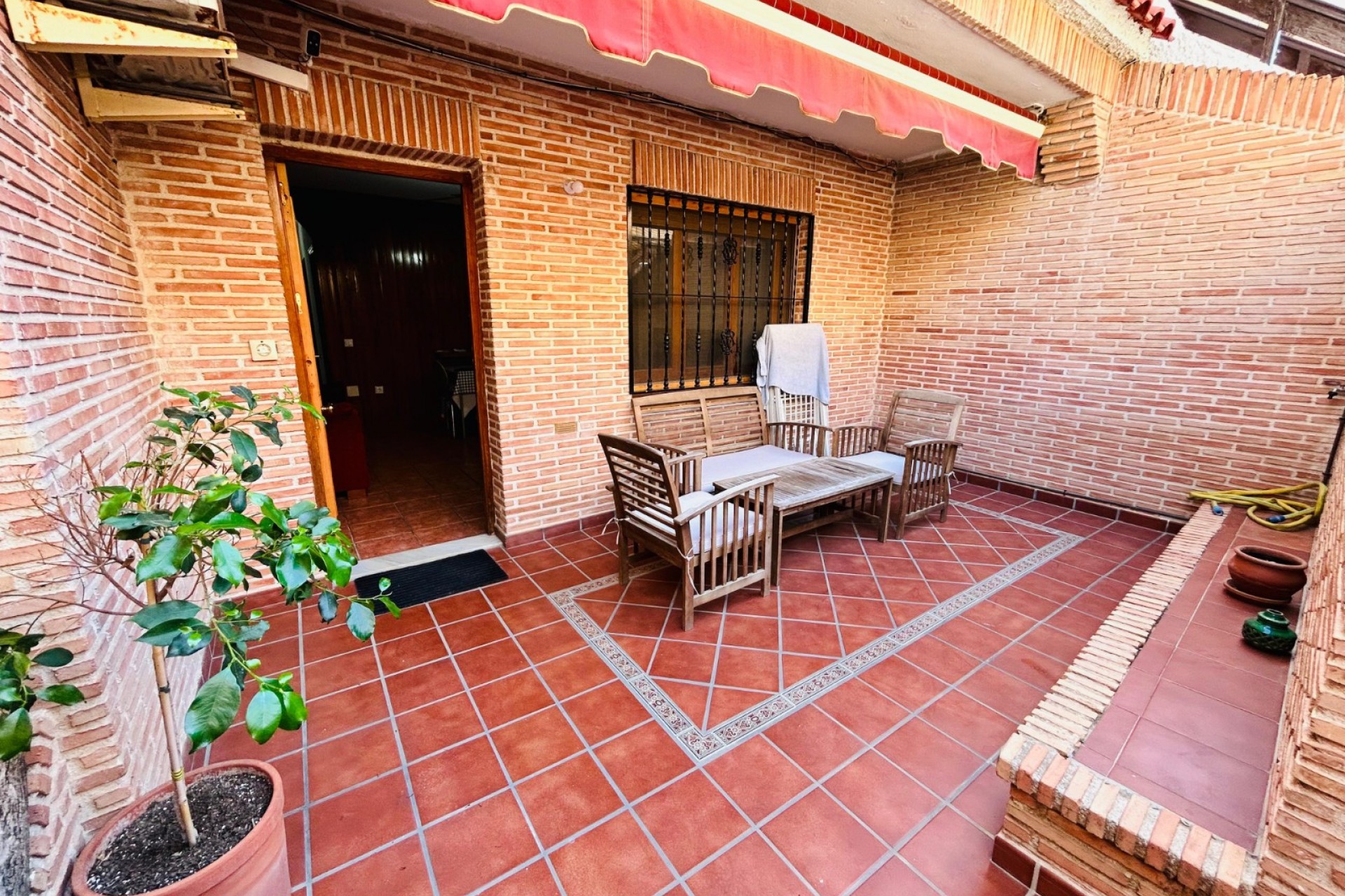 Segunda mano - Chalet -
Torrevieja - Costa Blanca