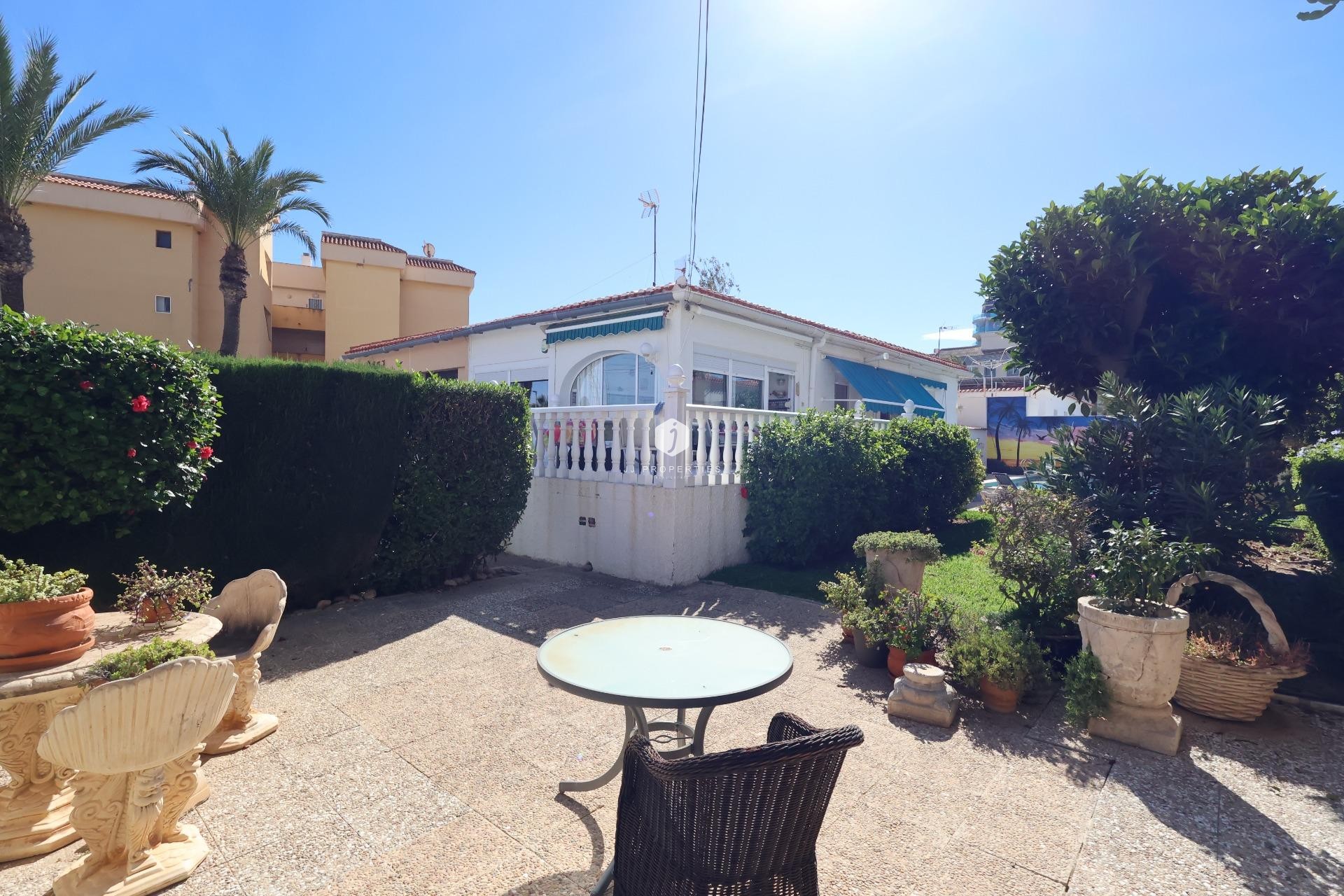 Segunda mano - Chalet -
Torrevieja - Costa Blanca