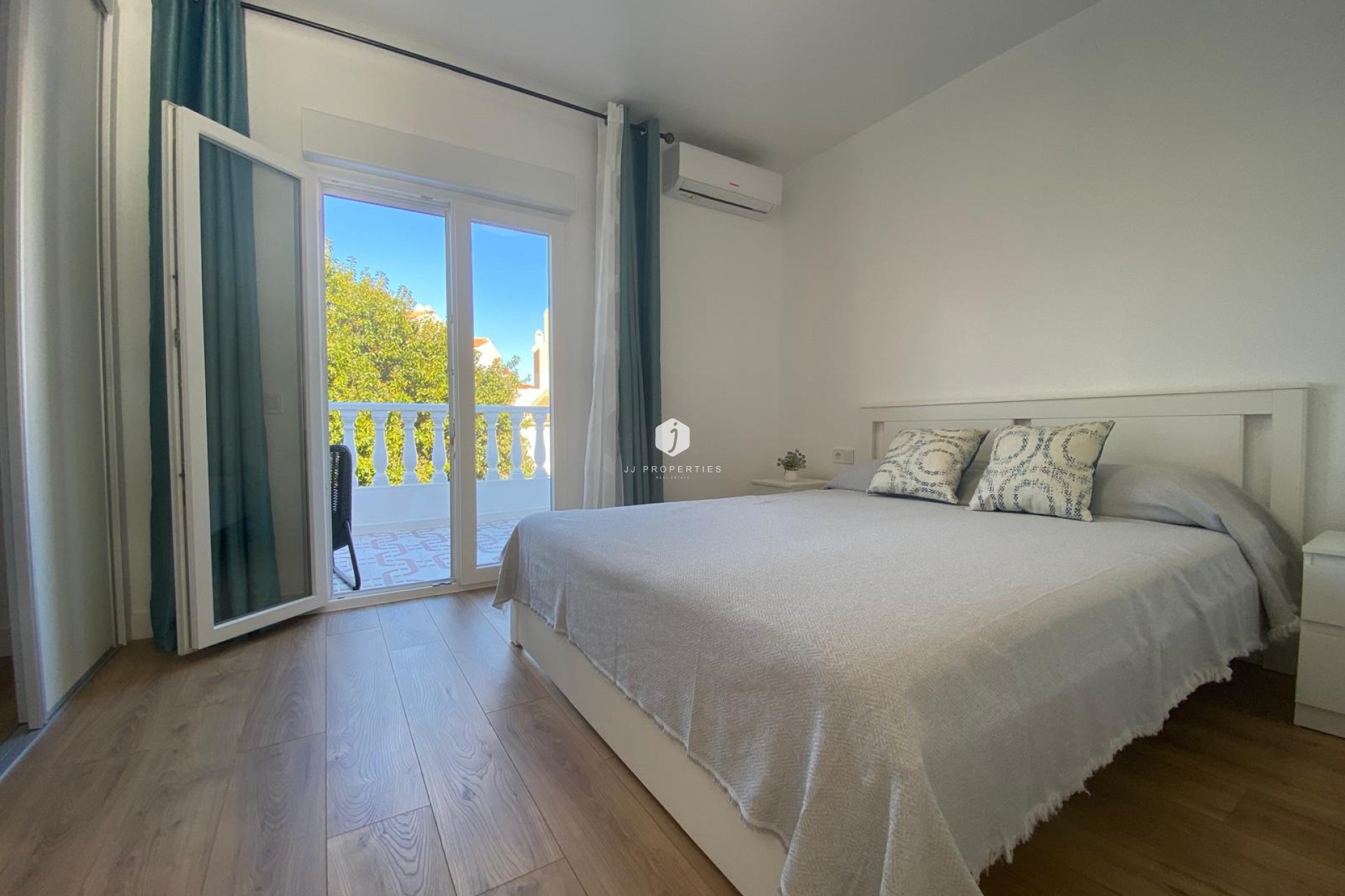 Segunda mano - Chalet -
Torrevieja - Costa Blanca