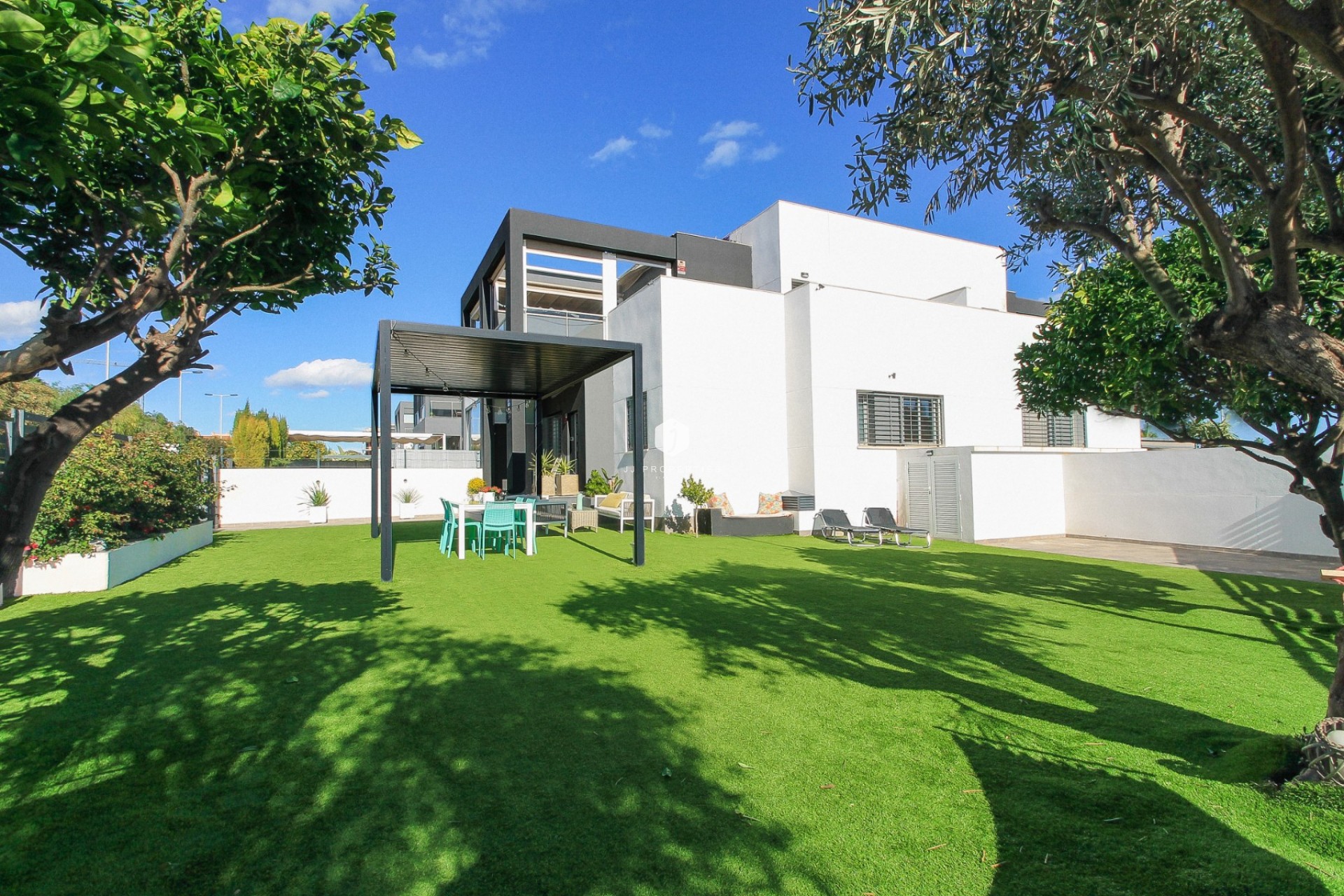 Segunda mano - Chalet -
Torrevieja - Costa Blanca