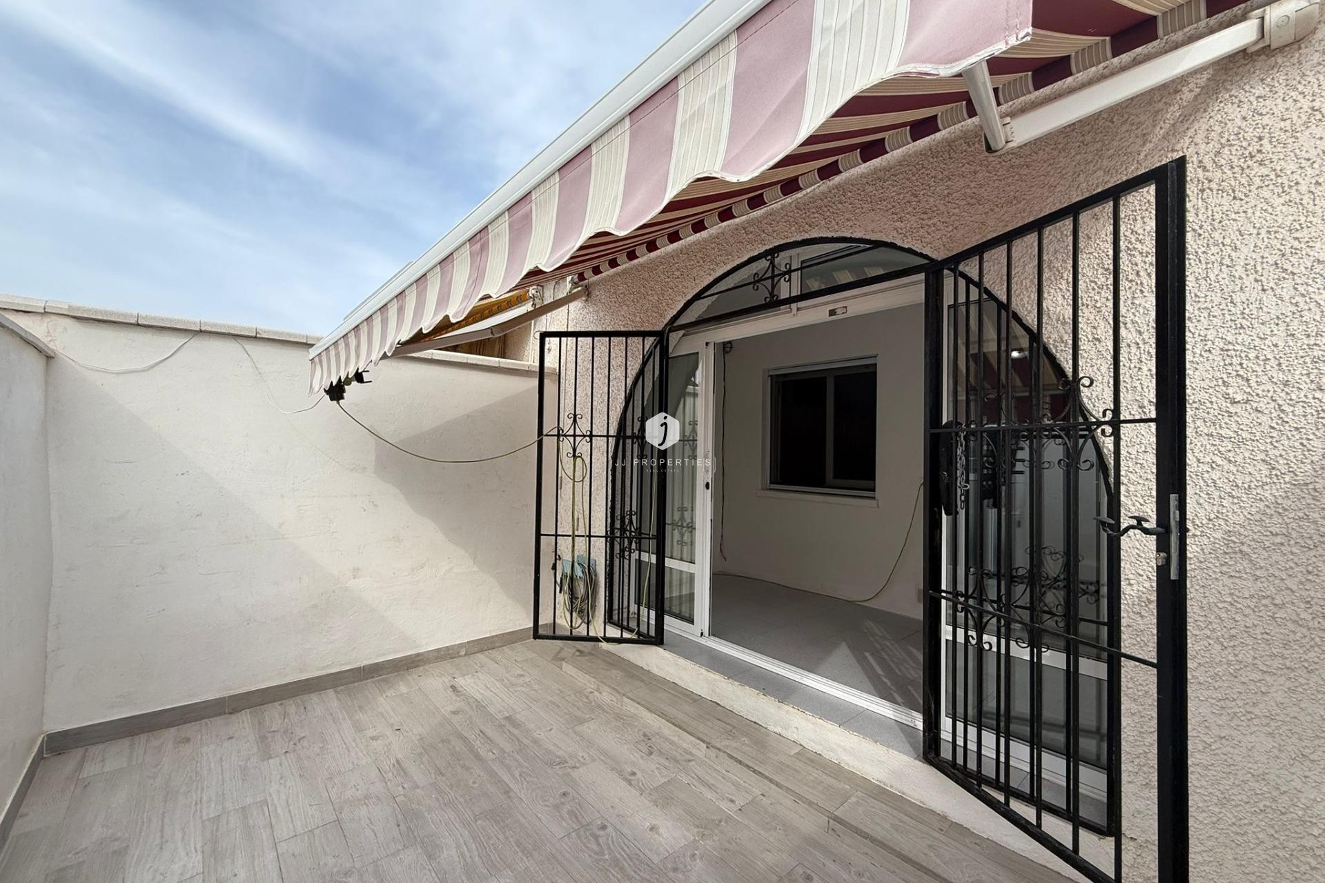 Segunda mano - Chalet -
Torrevieja - La Siesta - El Salado - Torreta