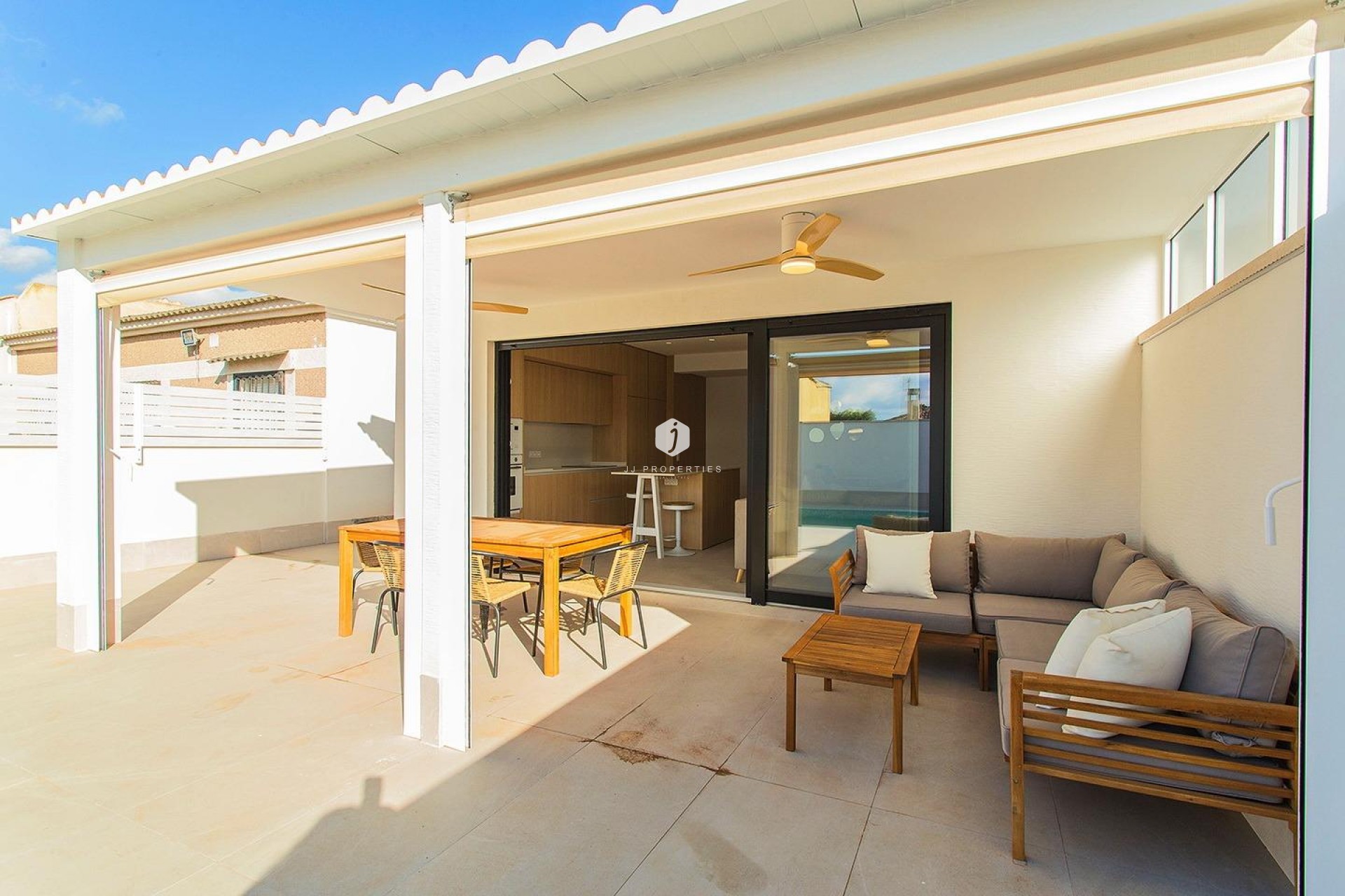 Segunda mano - Chalet -
Torrevieja - La siesta