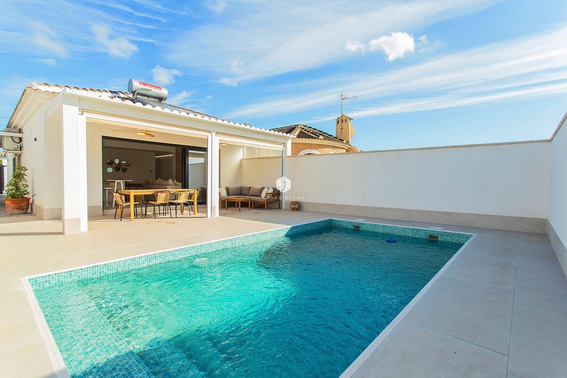Segunda mano - Chalet -
Torrevieja - La siesta