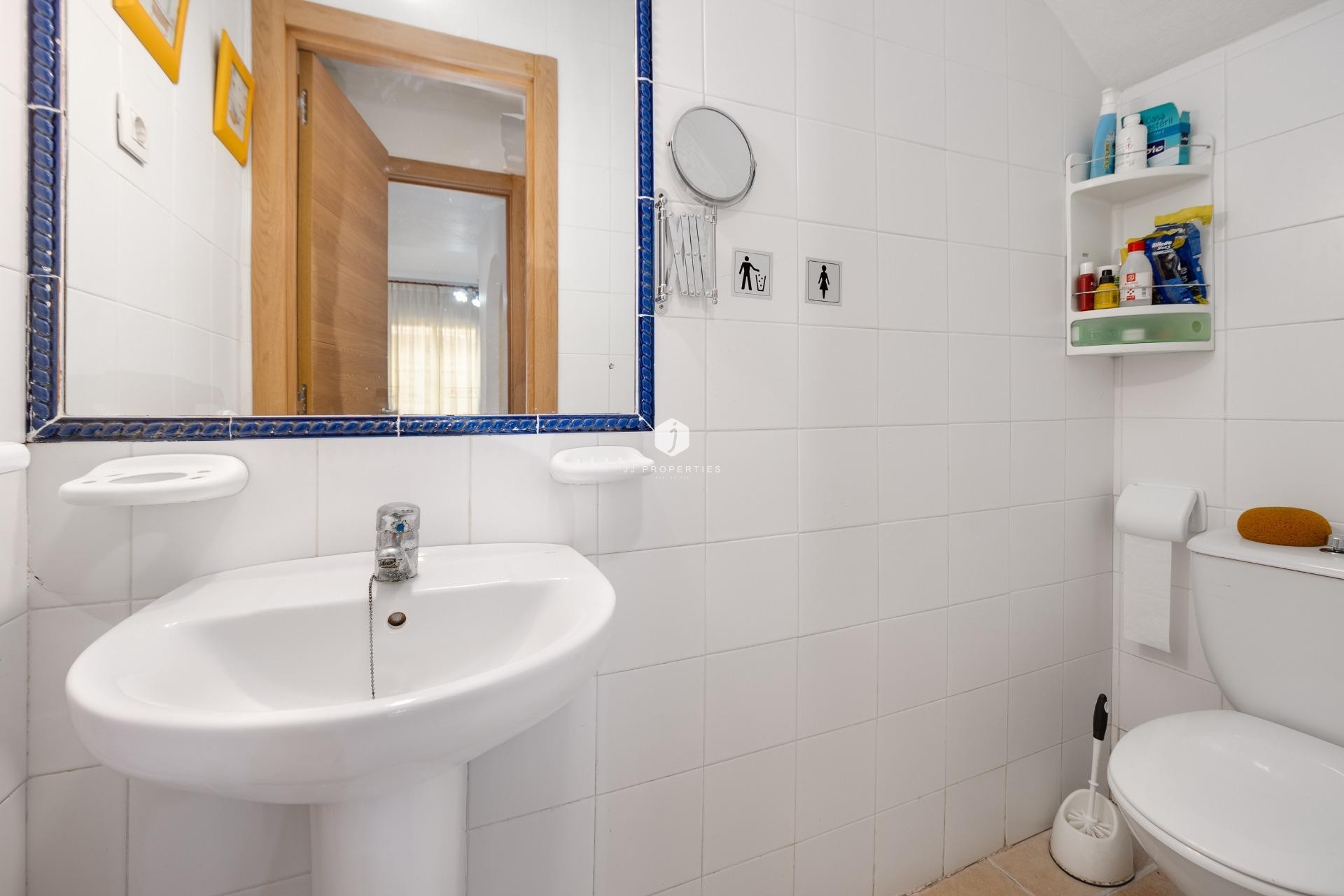 Segunda mano - Chalet -
Torrevieja - La veleta