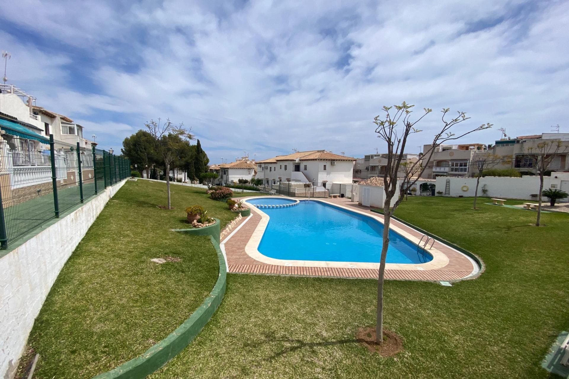 Segunda mano - Chalet -
Torrevieja - Lago Jardin