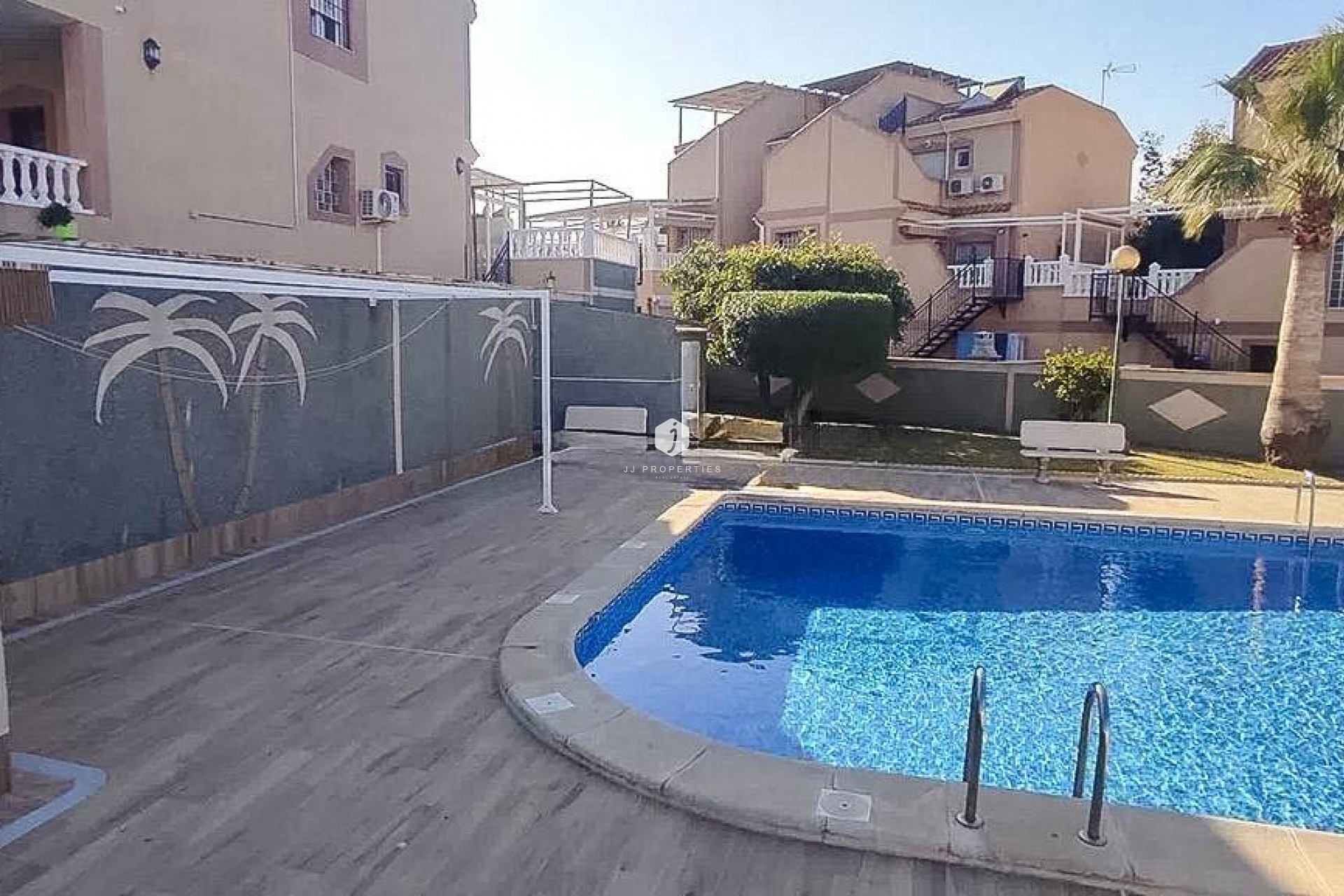 Segunda mano - Chalet -
Torrevieja - Los altos