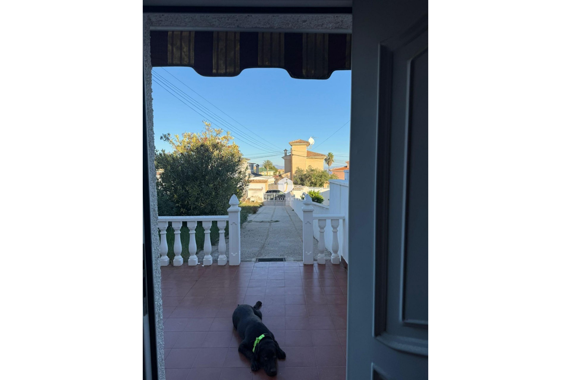 Segunda mano - Chalet -
Torrevieja - Los altos