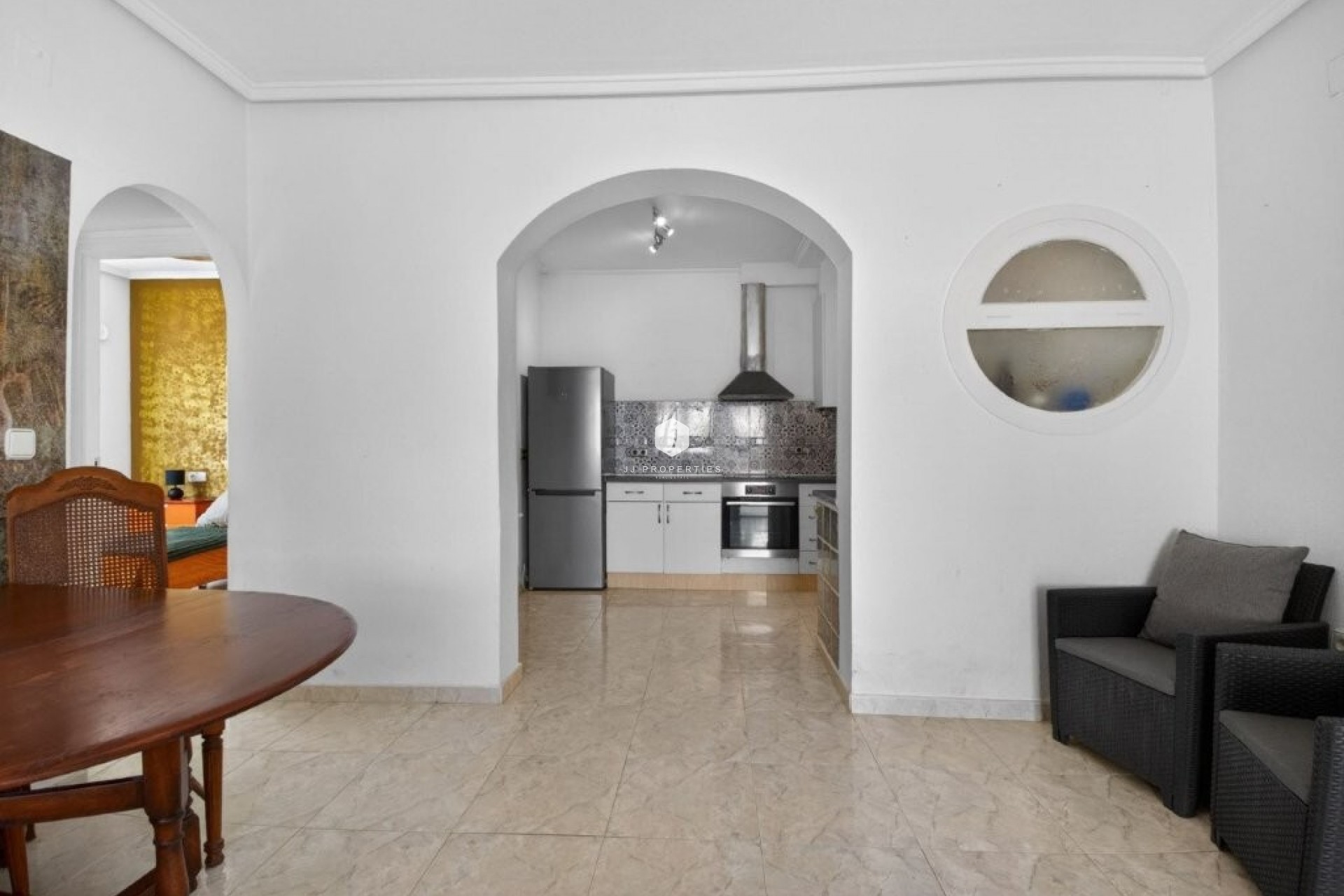 Segunda mano - Chalet -
Torrevieja - Los altos