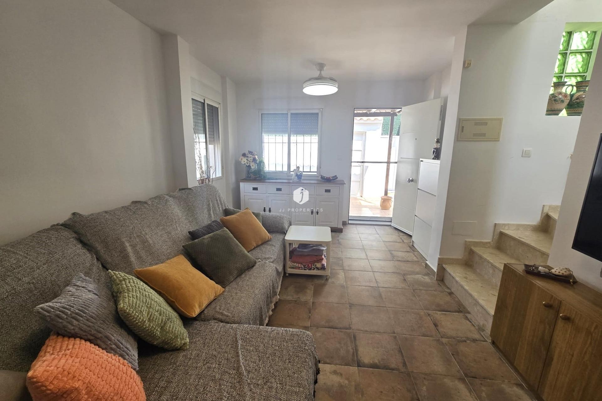 Segunda mano - Chalet -
Torrevieja - Los altos