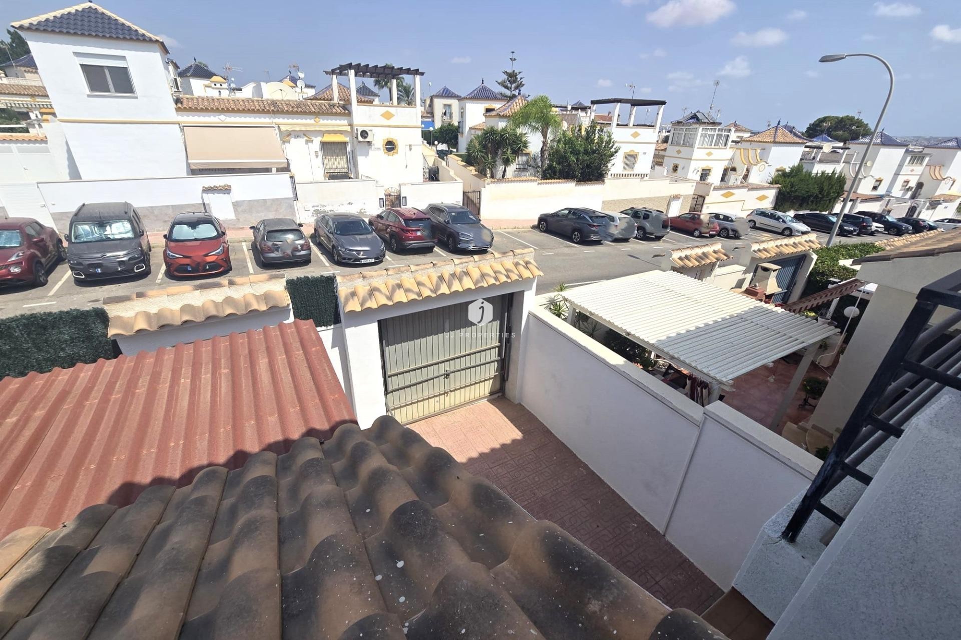 Segunda mano - Chalet -
Torrevieja - Los altos