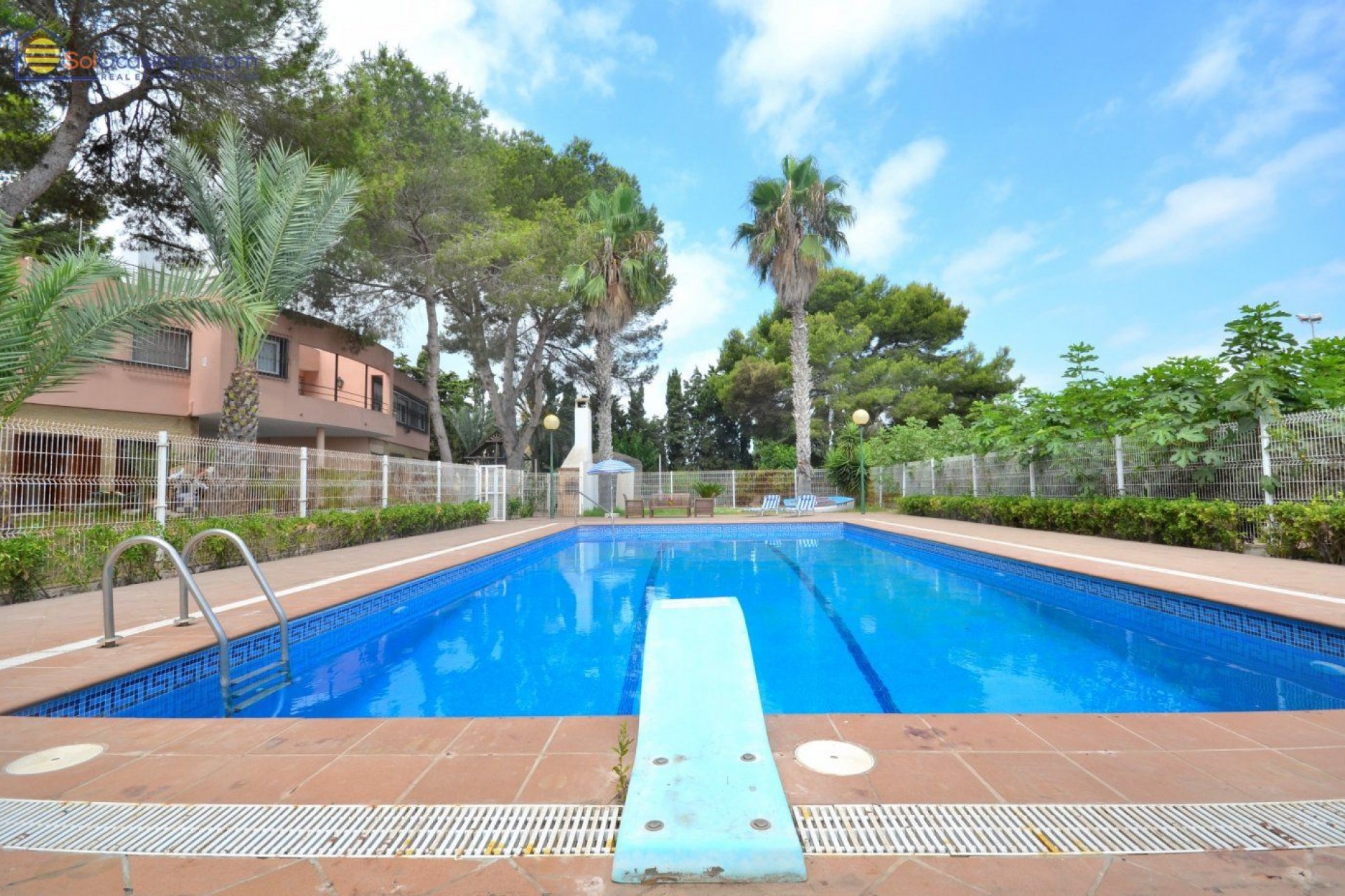 Segunda mano - Chalet -
Torrevieja - Los Balcones