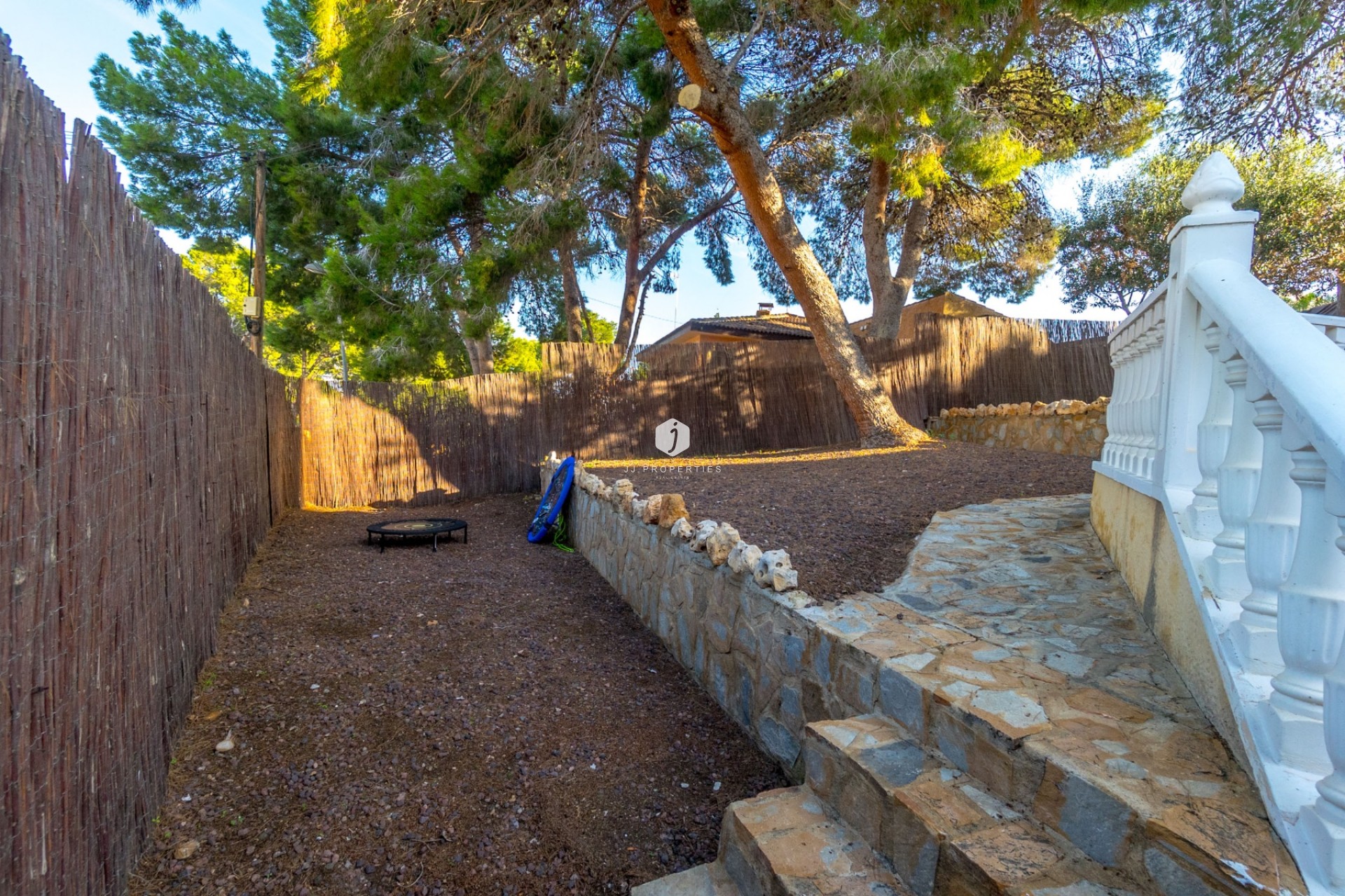 Segunda mano - Chalet -
Torrevieja - Los balcones