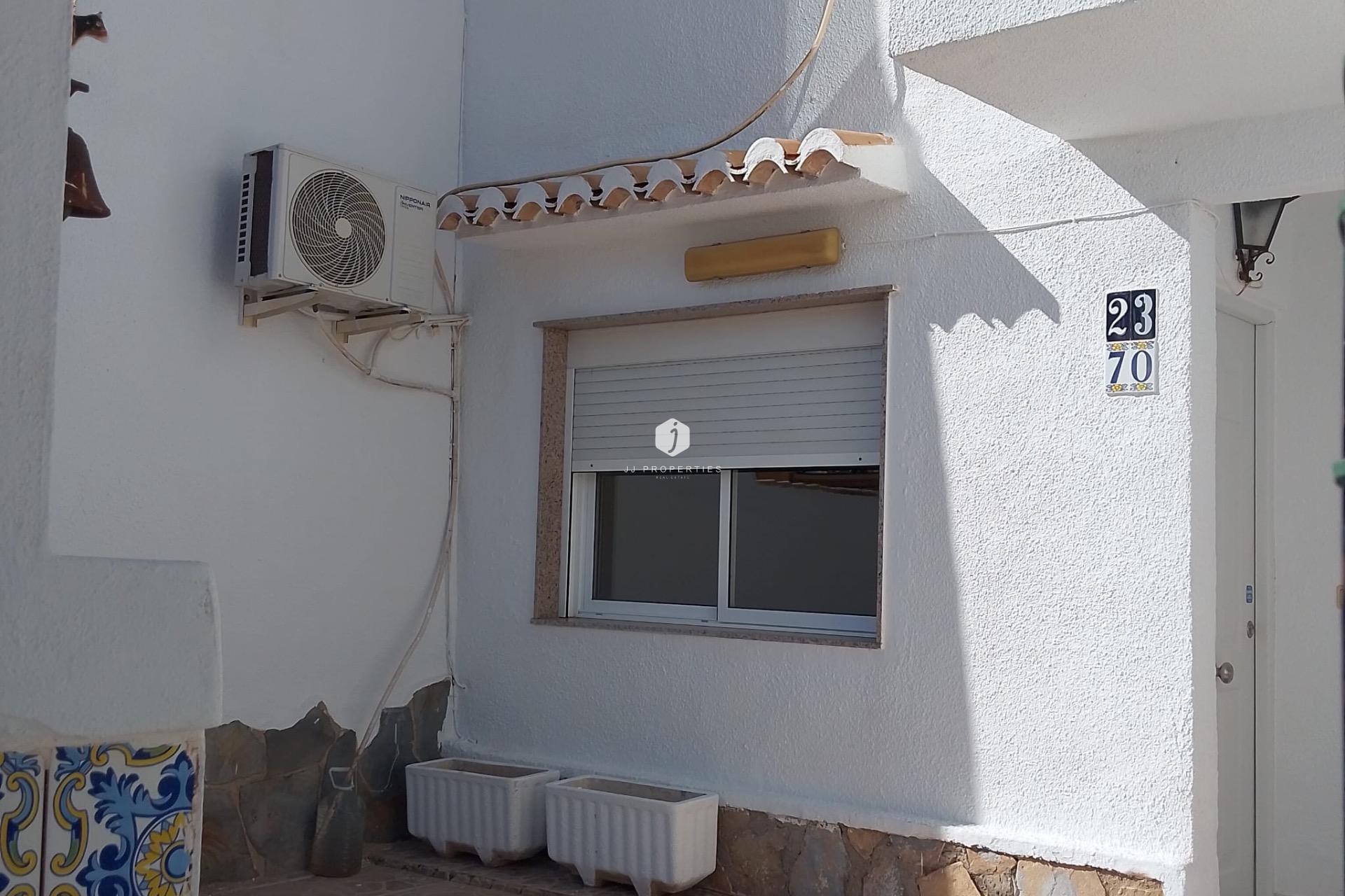 Segunda mano - Chalet -
Torrevieja - Los Balcones
