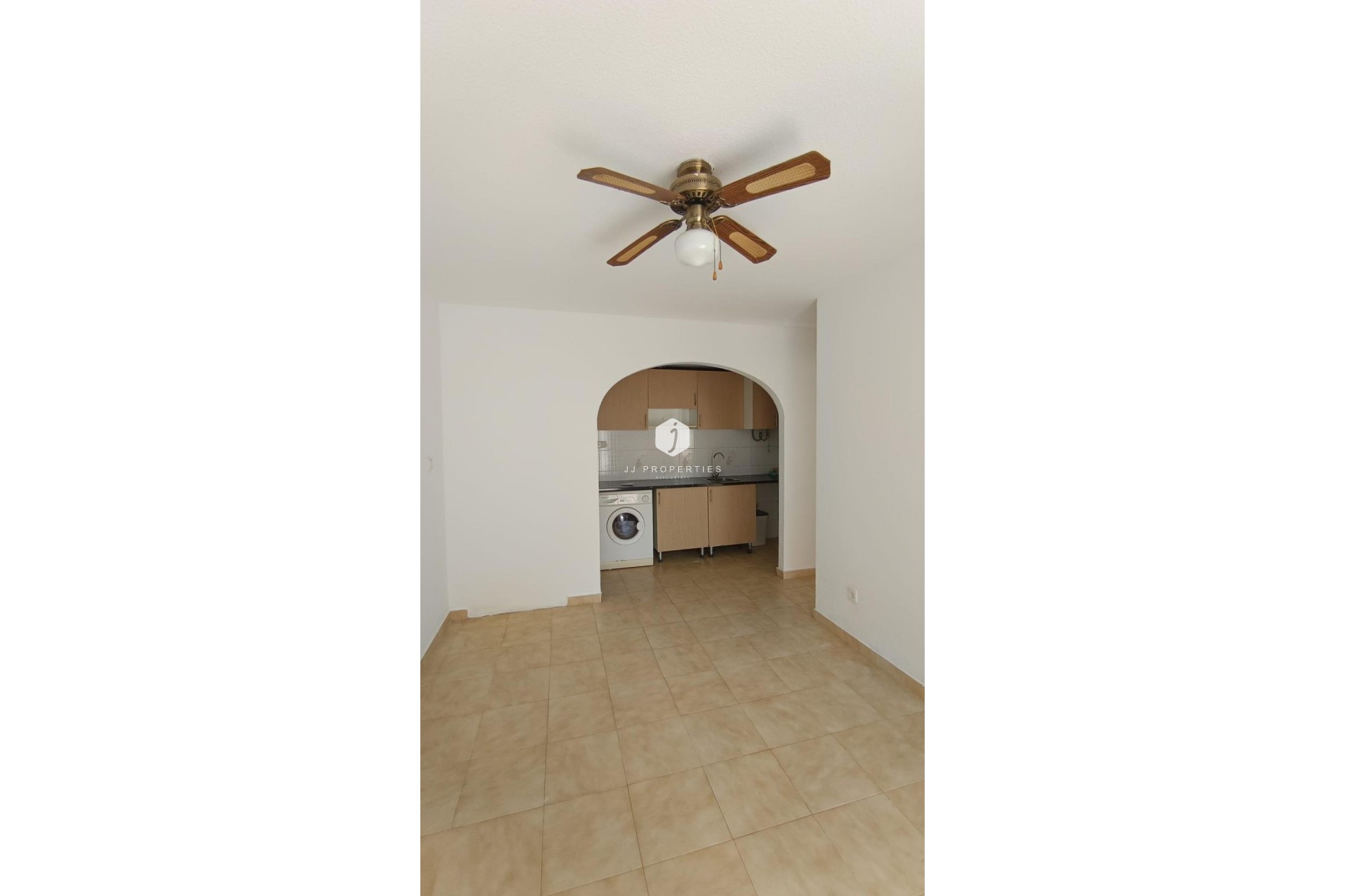 Segunda mano - Chalet -
Torrevieja - Los Balcones