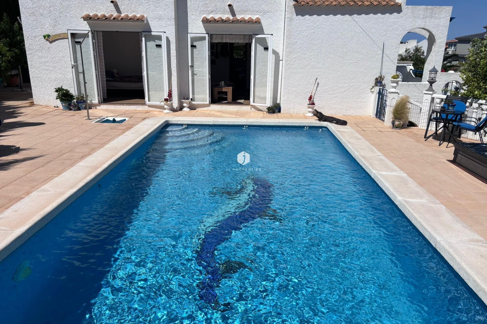 Segunda mano - Chalet -
Torrevieja - Los Balcones