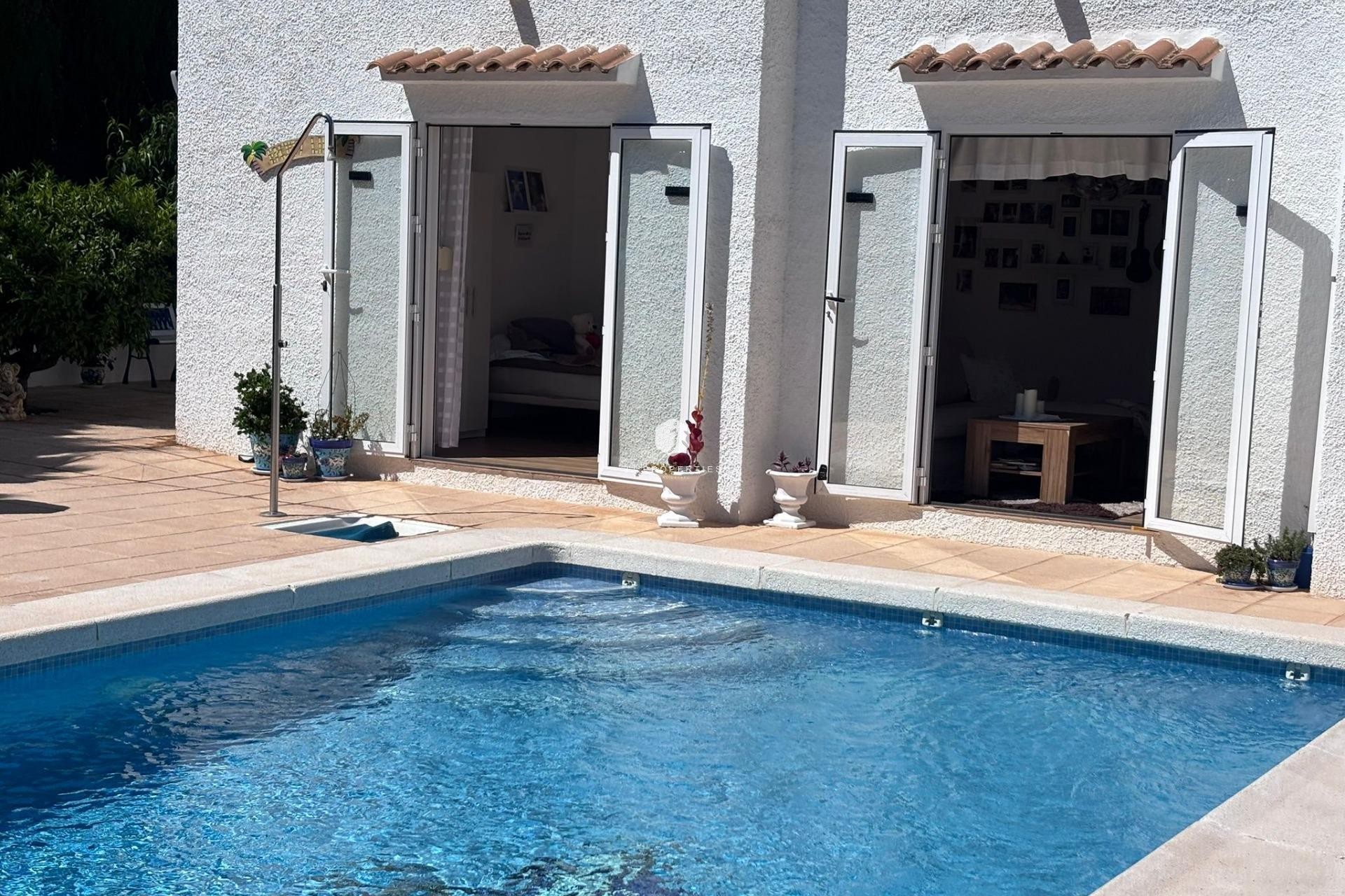 Segunda mano - Chalet -
Torrevieja - Los Balcones
