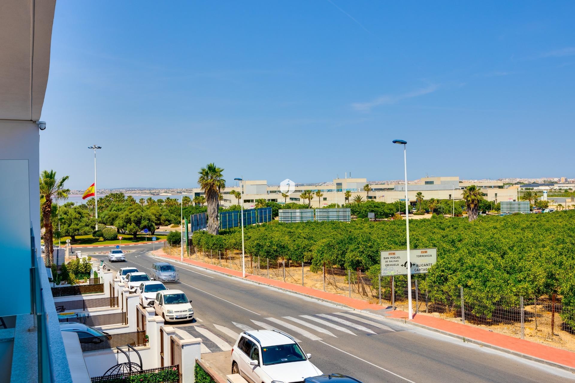 Segunda mano - Chalet -
Torrevieja - Los Balcones