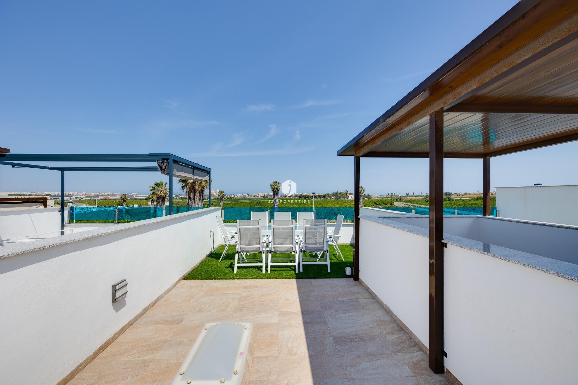 Segunda mano - Chalet -
Torrevieja - Los Balcones