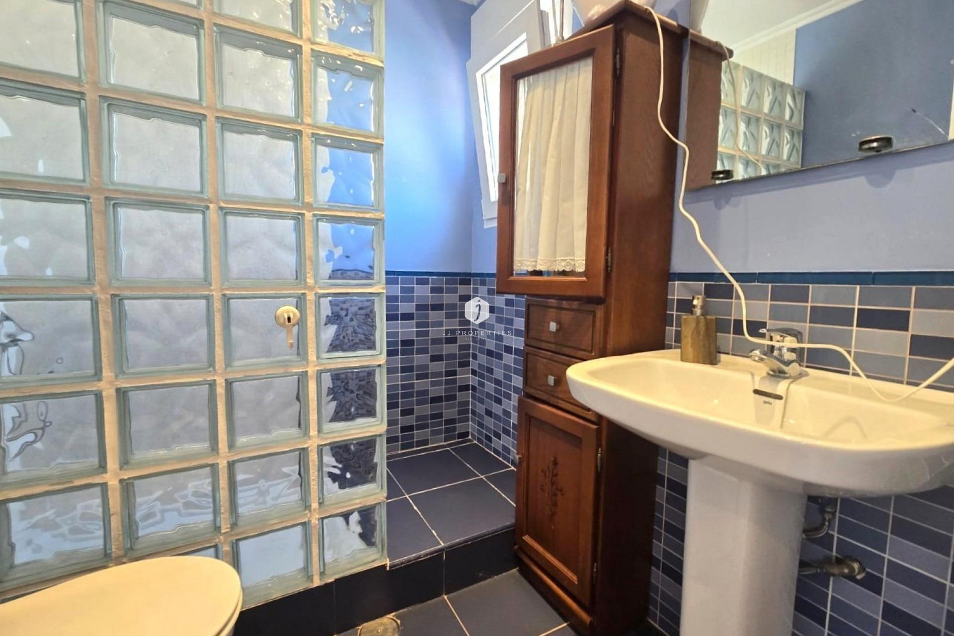 Segunda mano - Chalet -
Torrevieja - Los Balcones