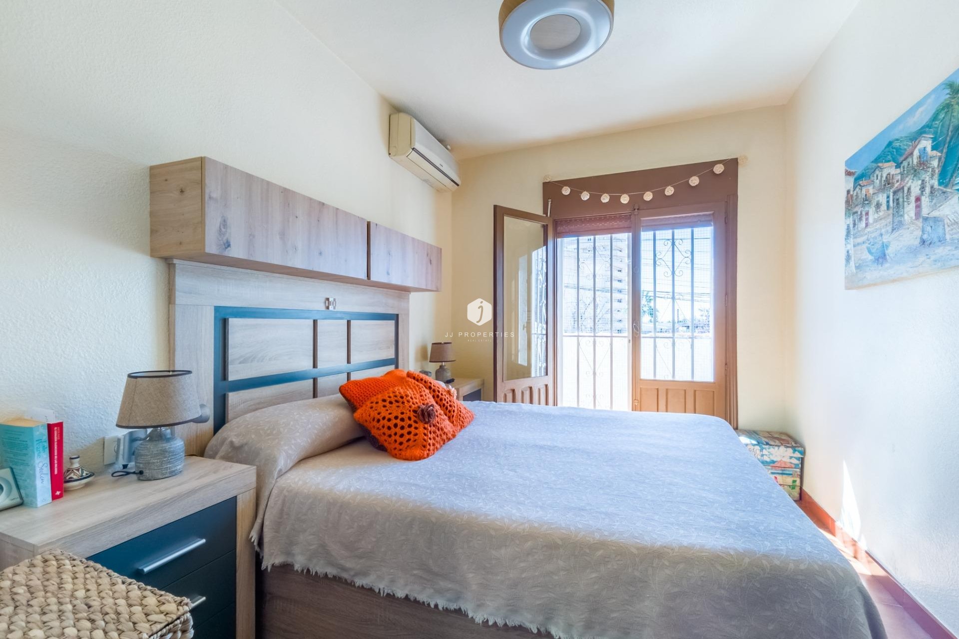 Segunda mano - Chalet -
Torrevieja - Nueva Torrevieja