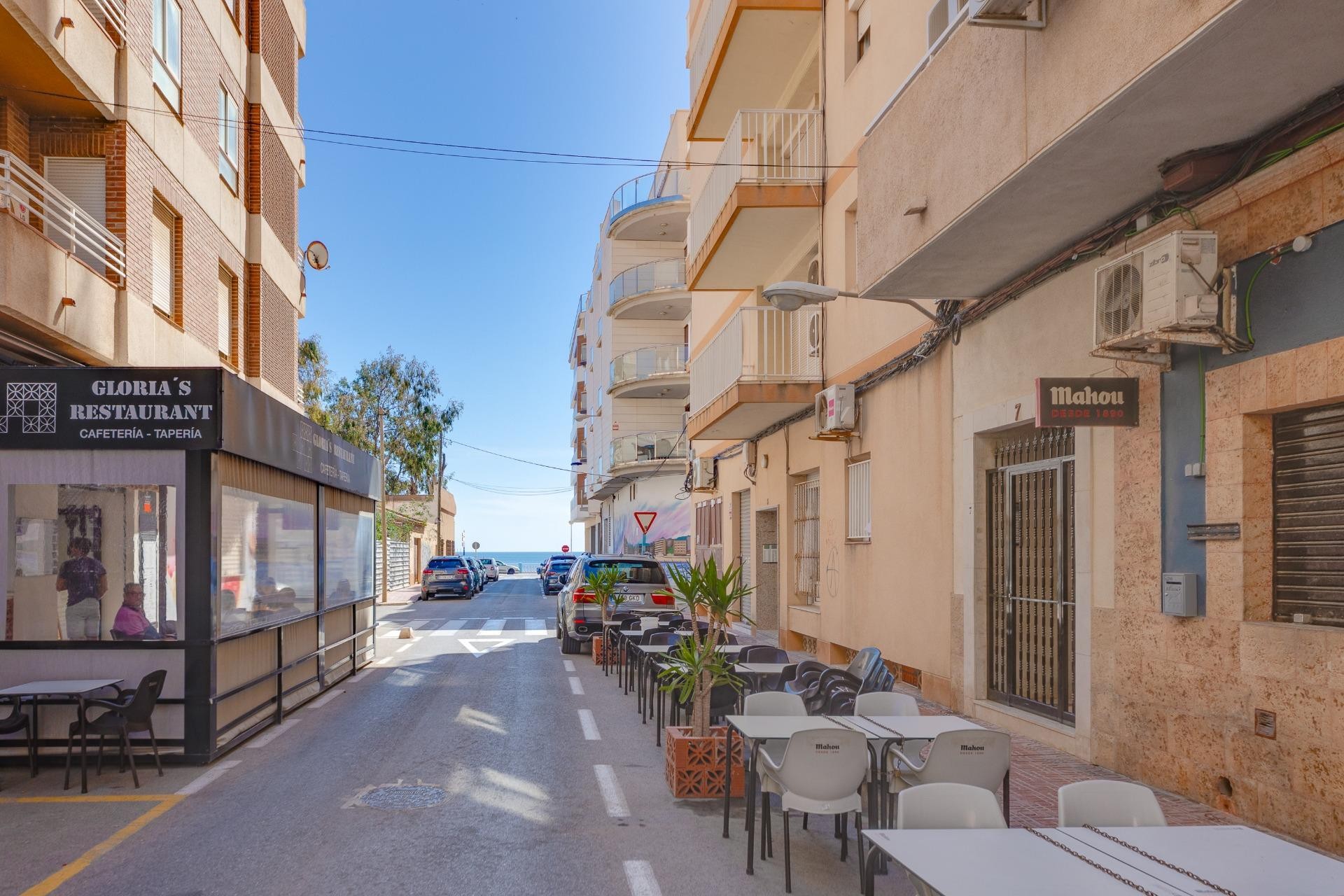 Segunda mano - Chalet -
Torrevieja - Playa de los Locos