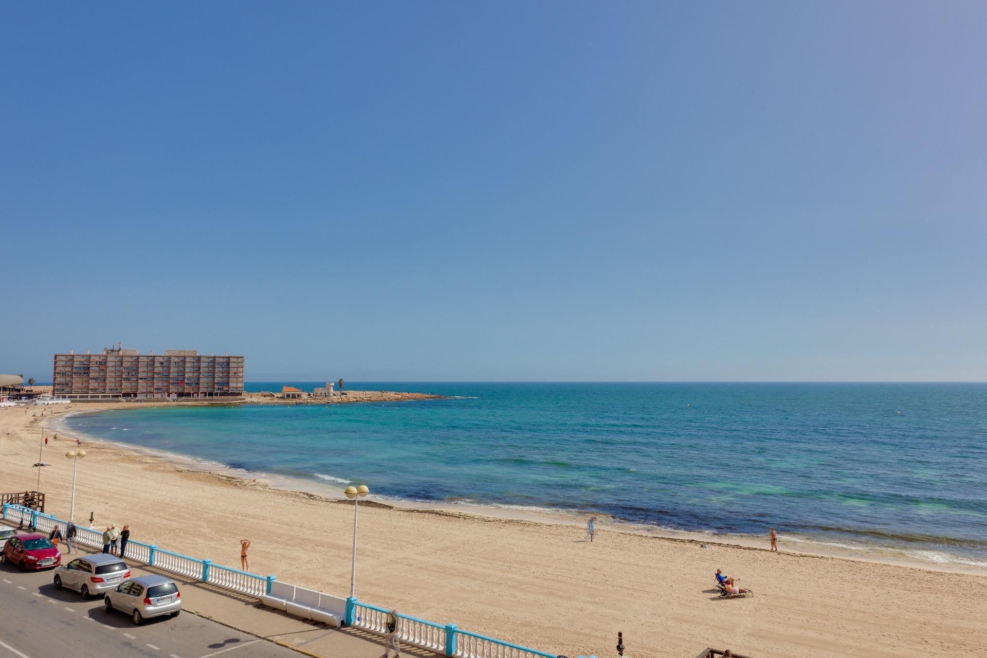 Segunda mano - Chalet -
Torrevieja - Playa de los Locos