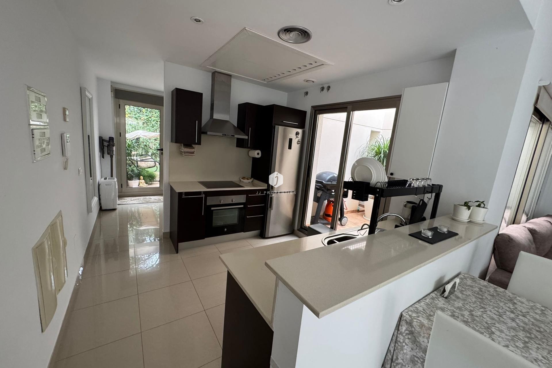 Segunda mano - Chalet -
Torrevieja - Punta prima