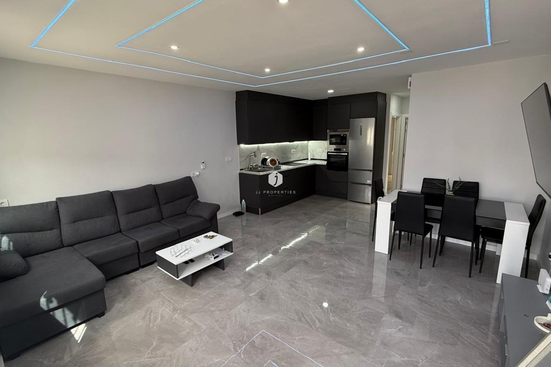 Segunda mano - Chalet -
Torrevieja - Torreta Florida