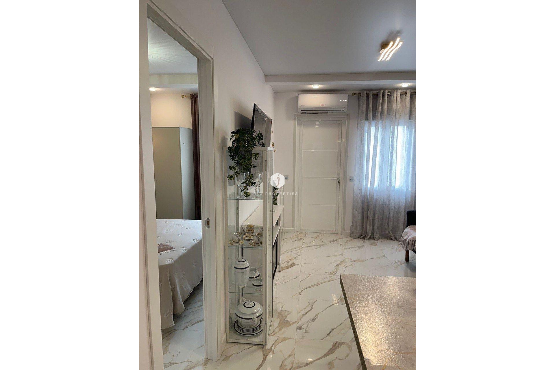 Segunda mano - Chalet -
Torrevieja - Torretas