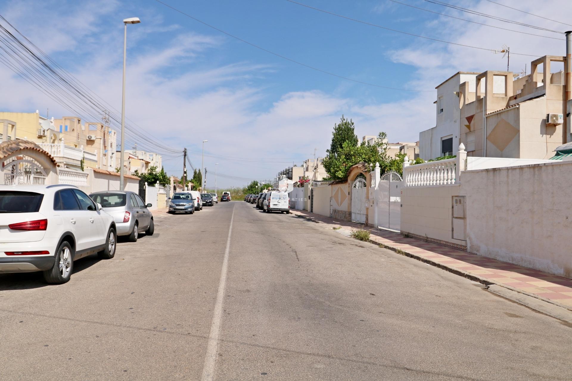 Segunda mano - Chalet -
Torrevieja - Torretas
