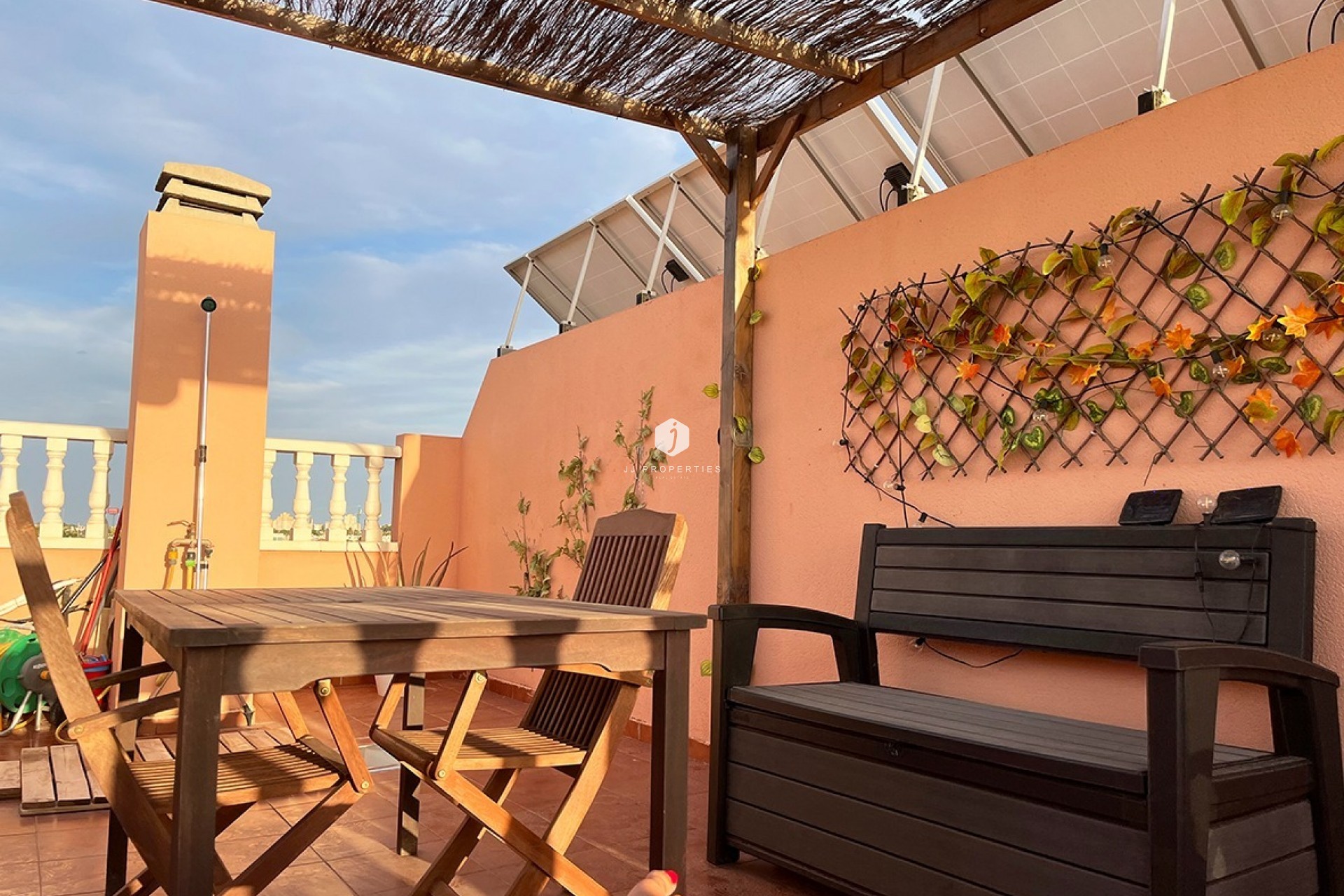 Segunda mano - Chalet -
Torrevieja