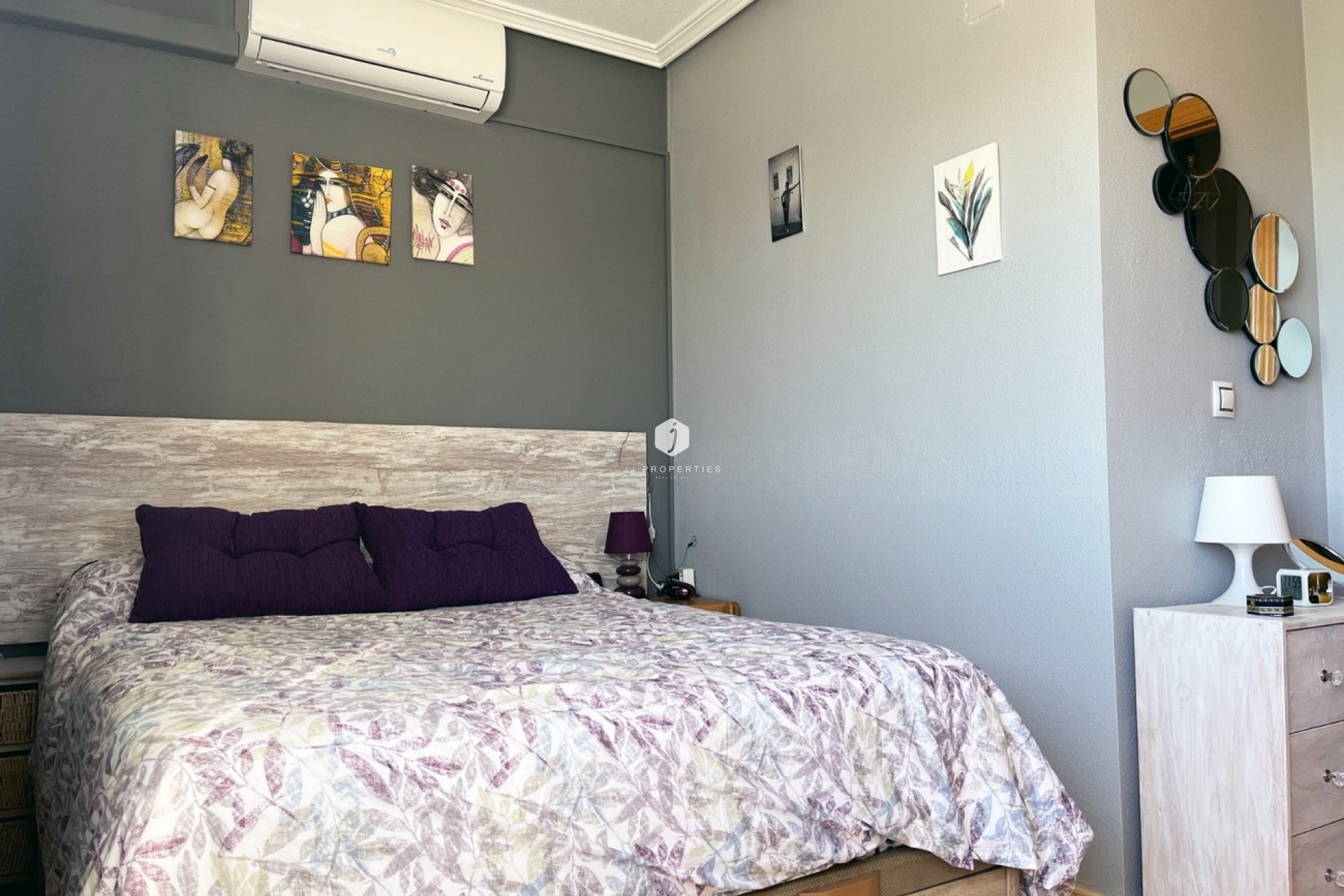 Segunda mano - Chalet -
Torrevieja