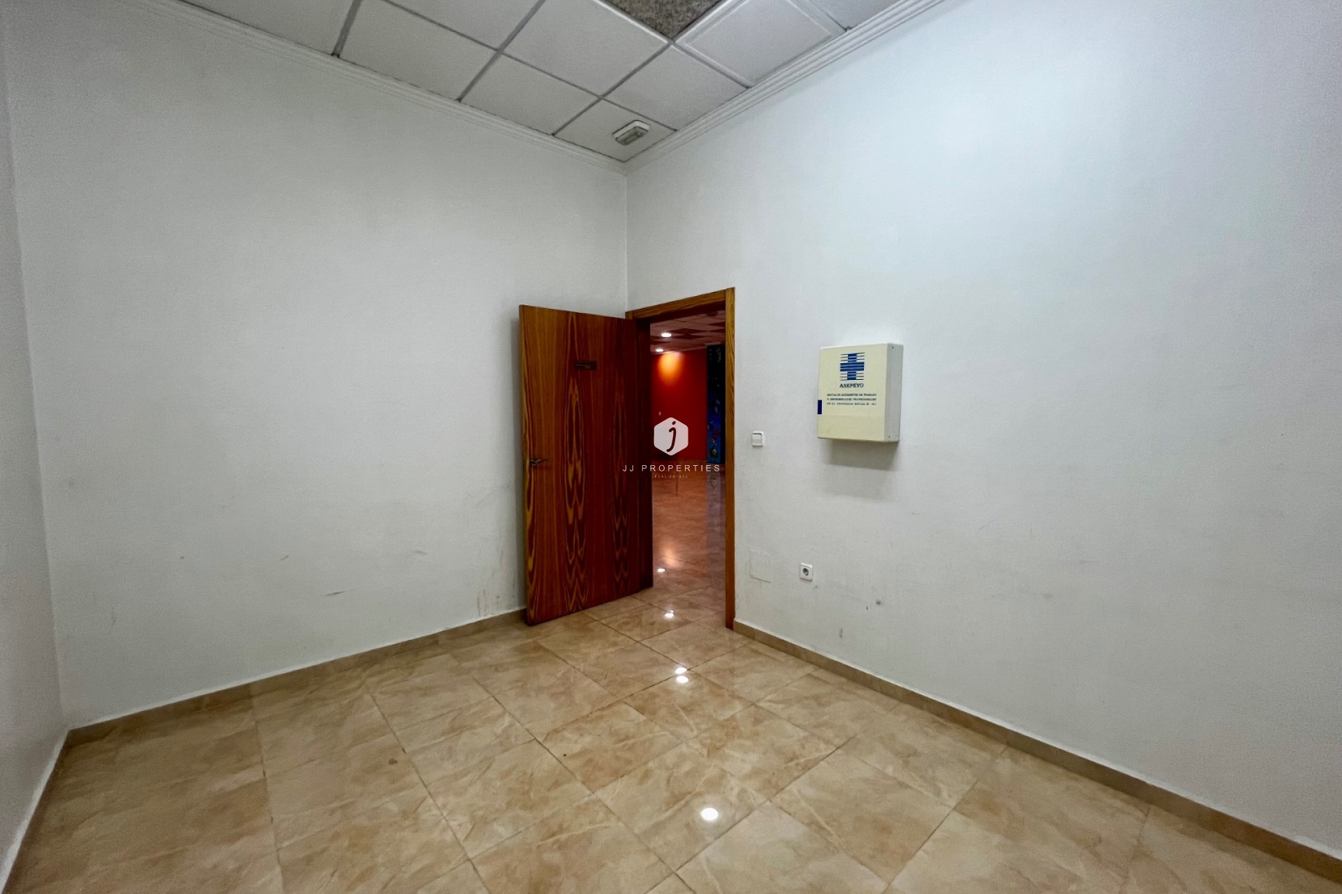 Segunda mano - Comercial -
Beniel - CENTRO