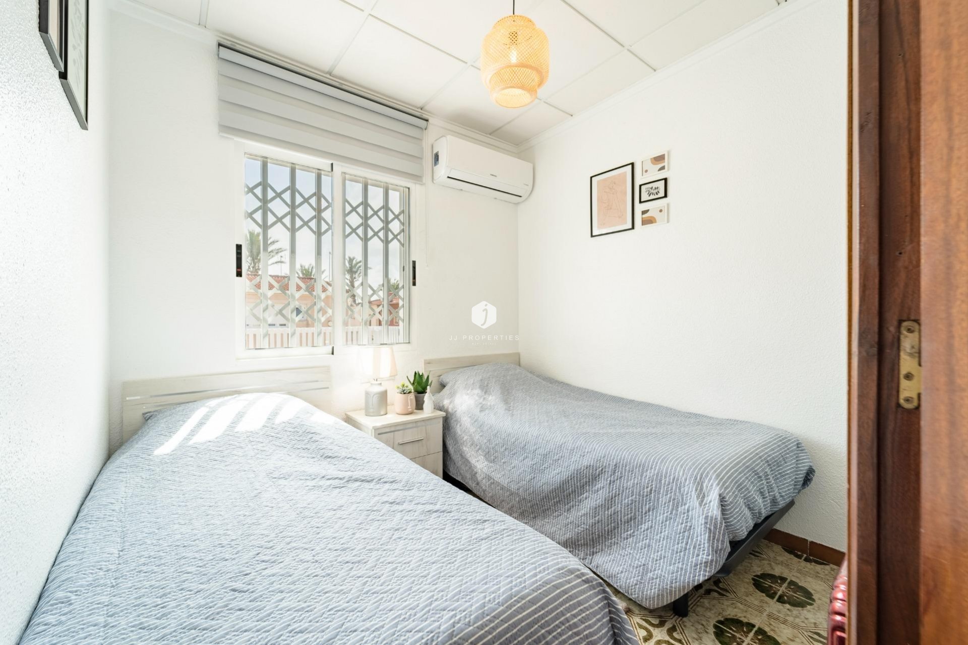 Segunda mano - Duplex -
Torrevieja - Playa de los Naufragos