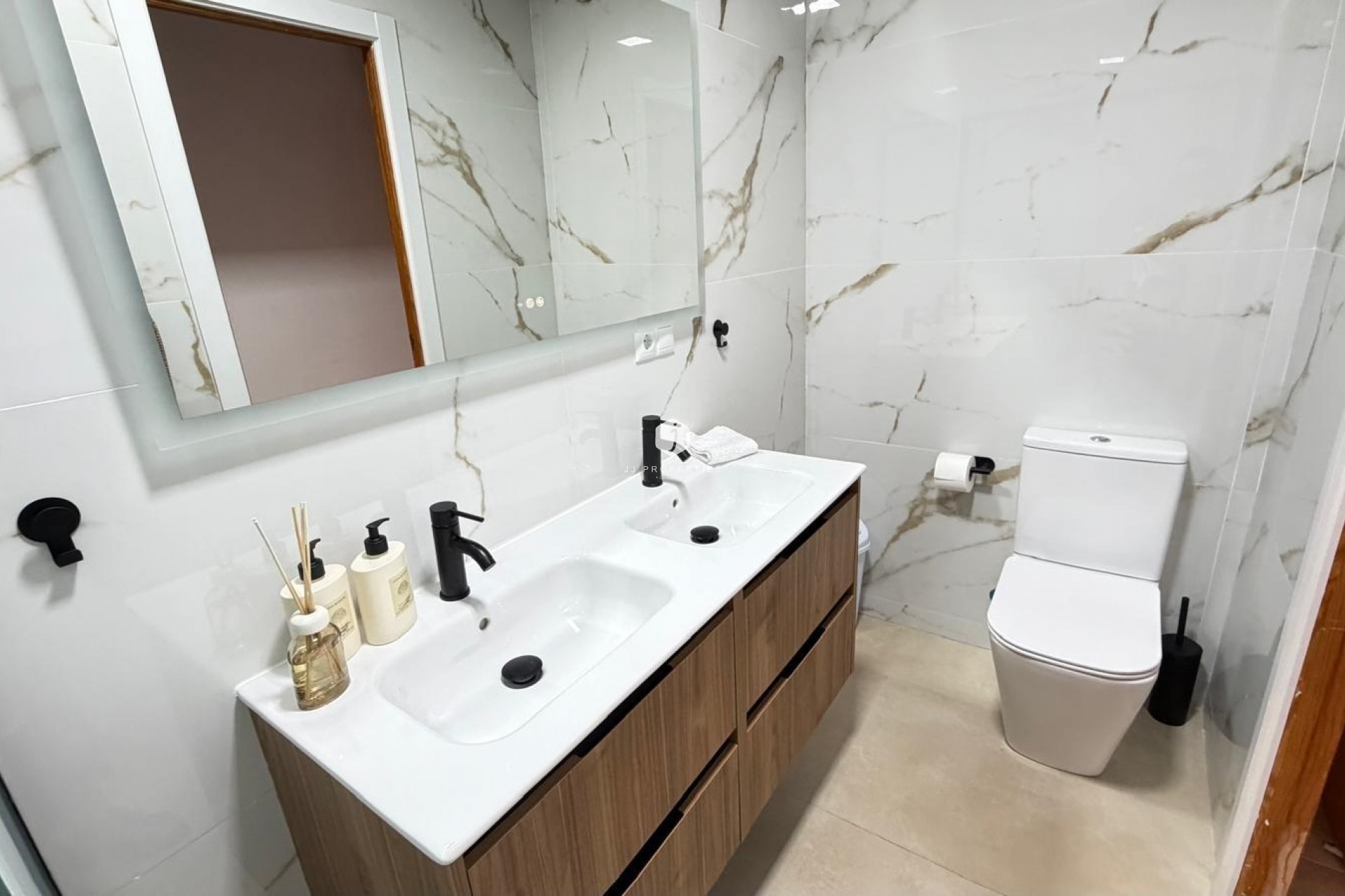 Segunda mano - Duplex -
Torrevieja - Playa de los Naufragos